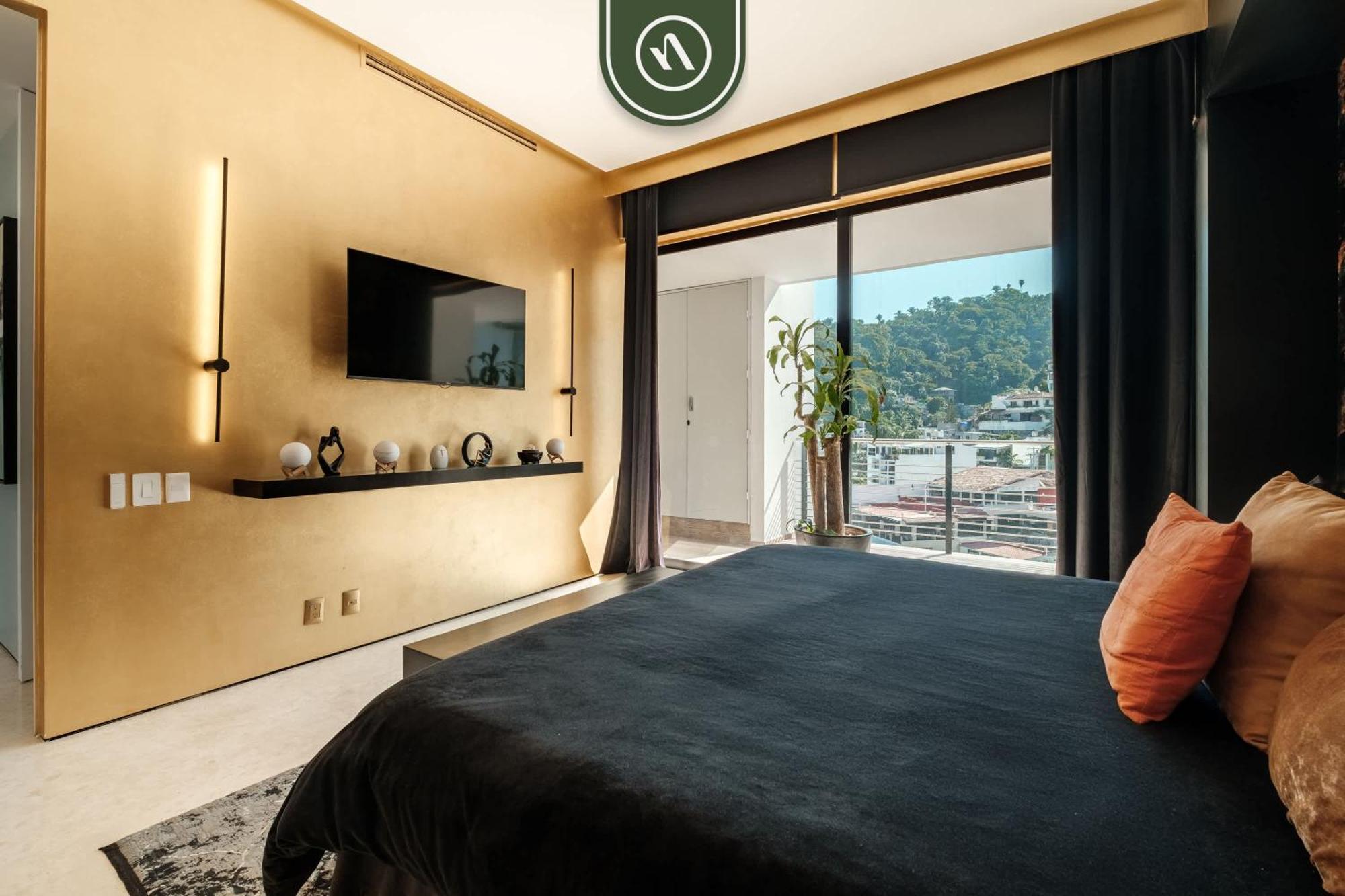 Apartment With Balcony - Rooftop Pool With Ocean View Puerto Vallarta