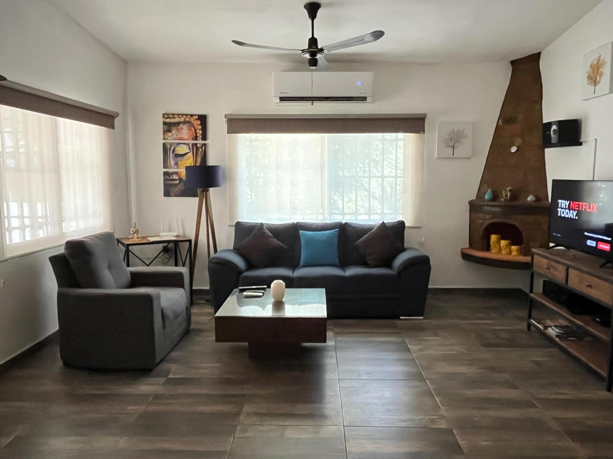 Palmier -quiet Cosy Air Conditioned Terrace Villa