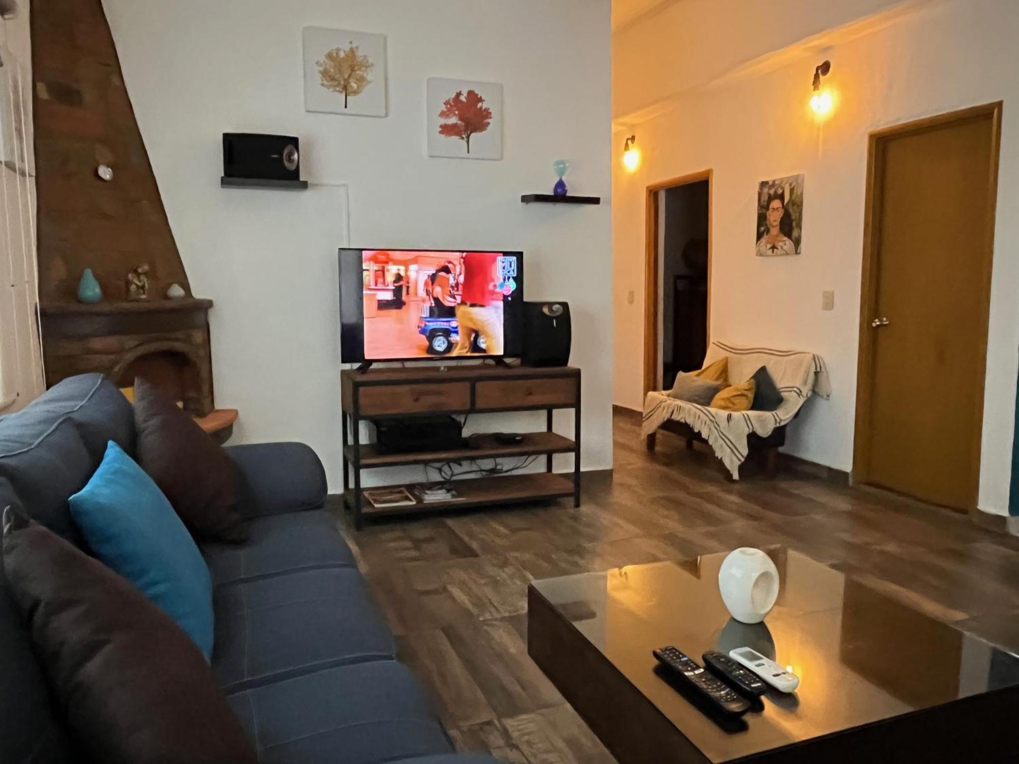 Villa Palmier -quiet Cosy Air Conditioned Terrace