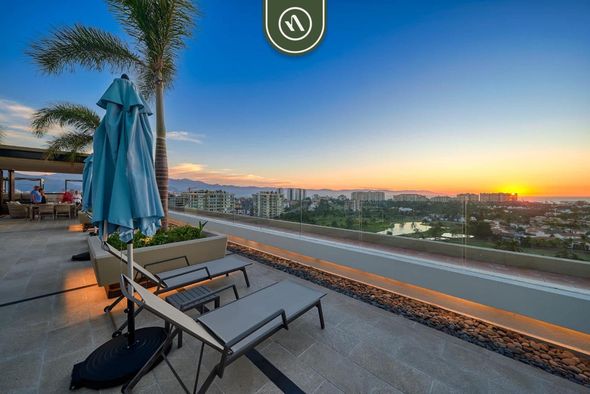 Luxury 2 Bedroom Near Golf Courses And Marina - Pool * Puerto Vallarta