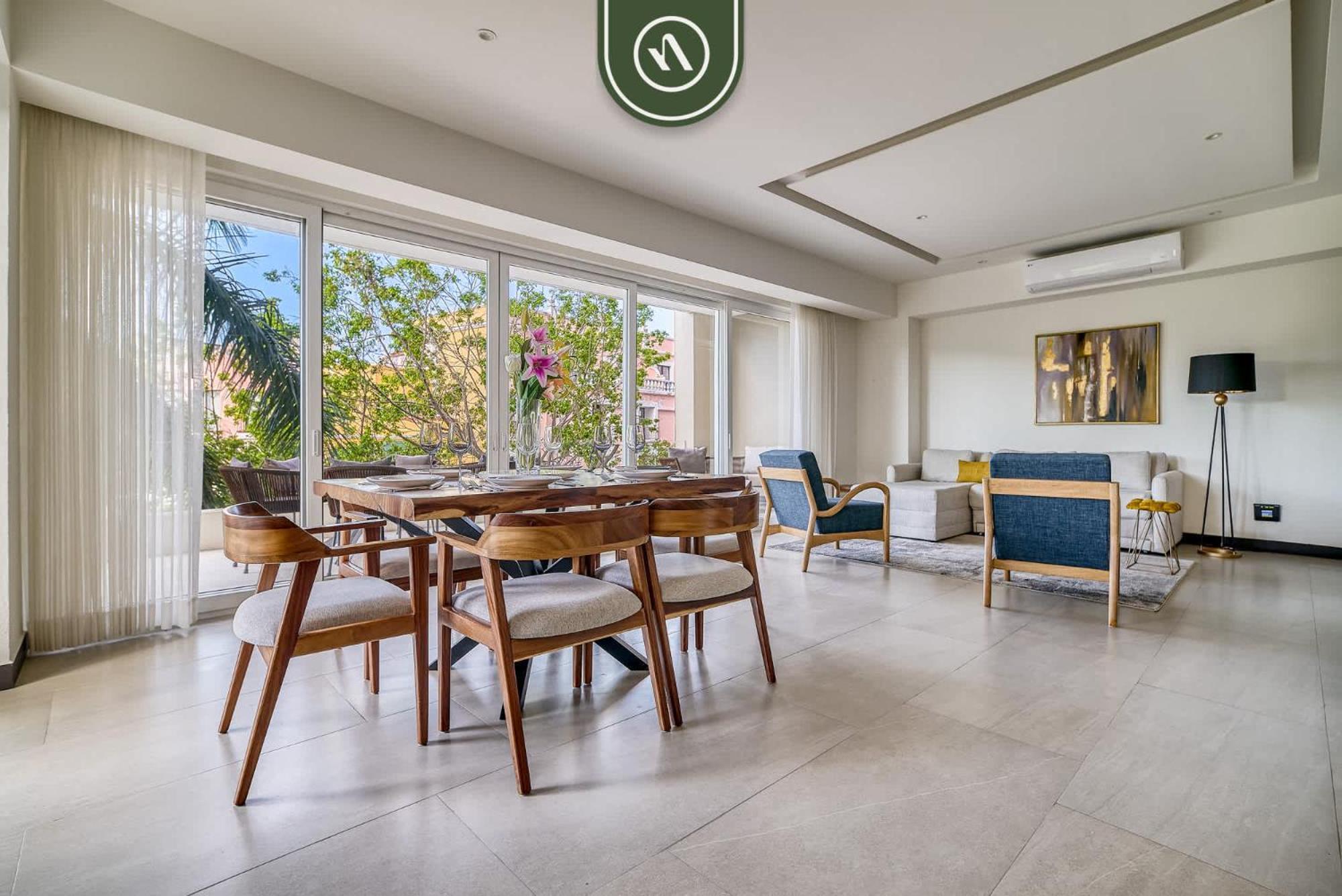 Luxury 2 Bedroom Near Golf Courses And Marina - Pool Apartment *