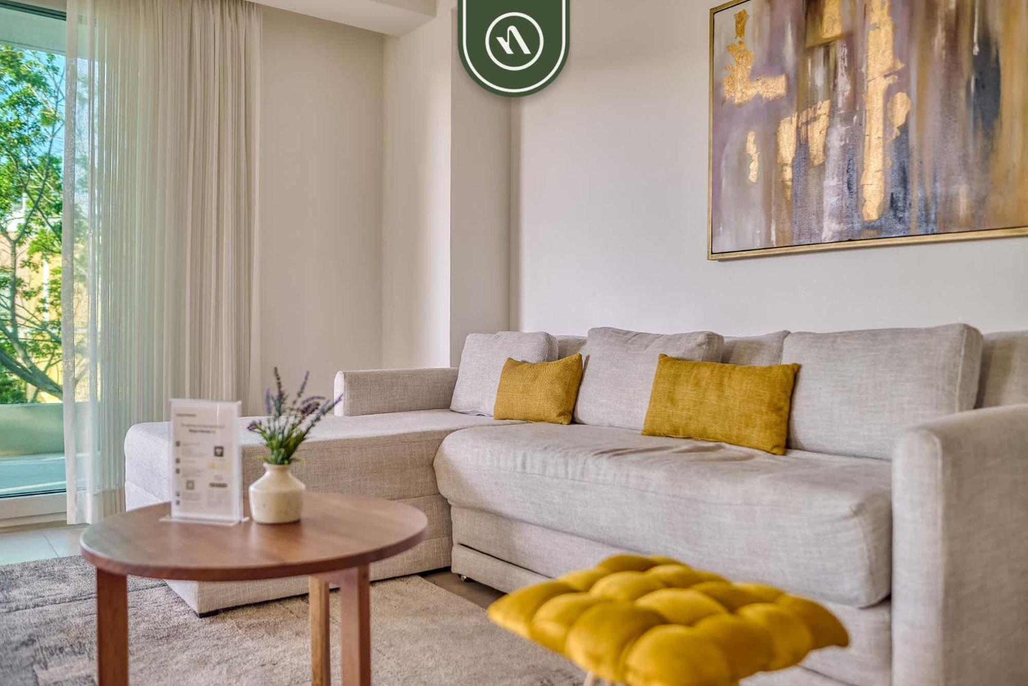 Luxury 2 Bedroom Near Golf Courses And Marina - Pool