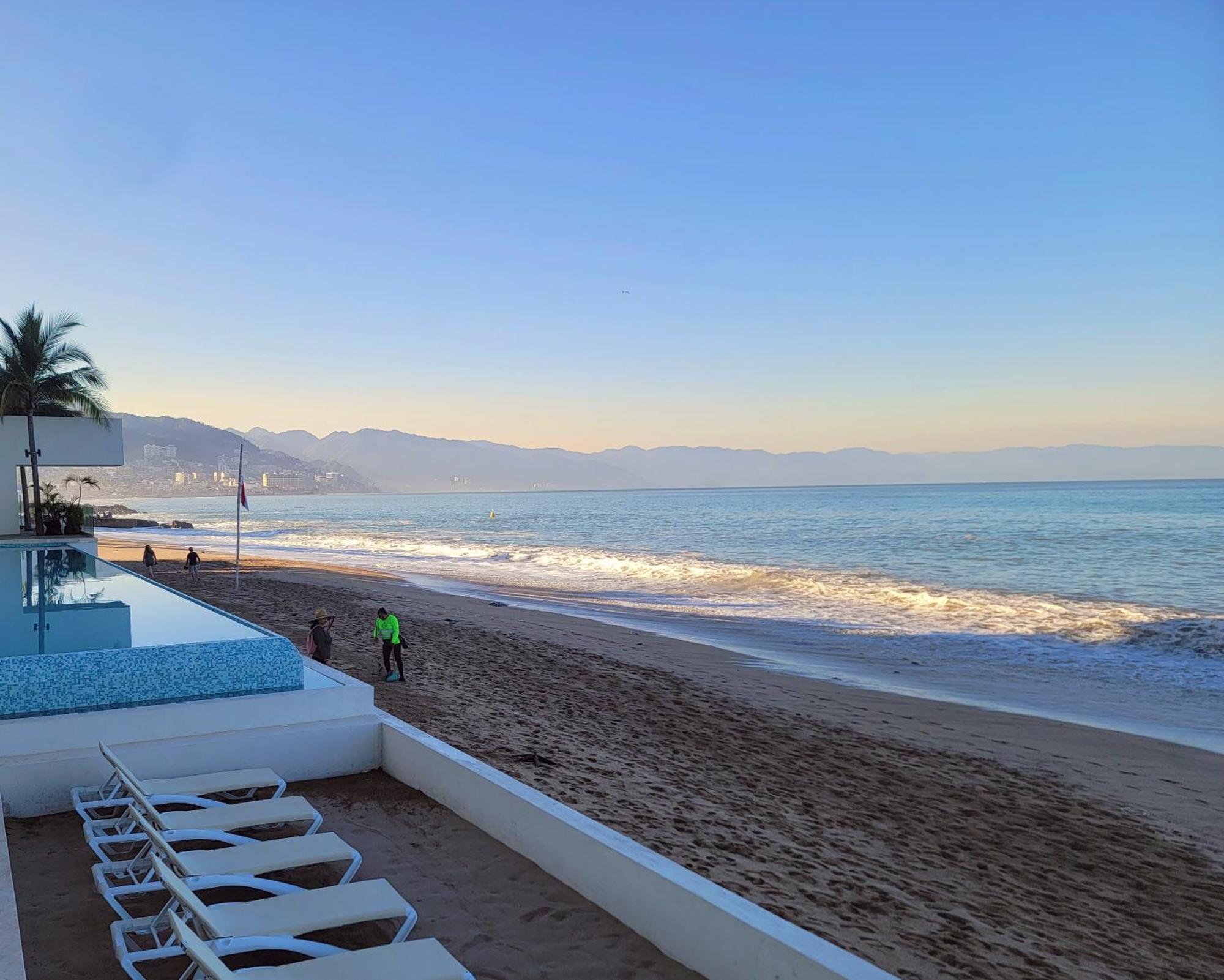 Oceanfront Apartment Puerto Vallarta