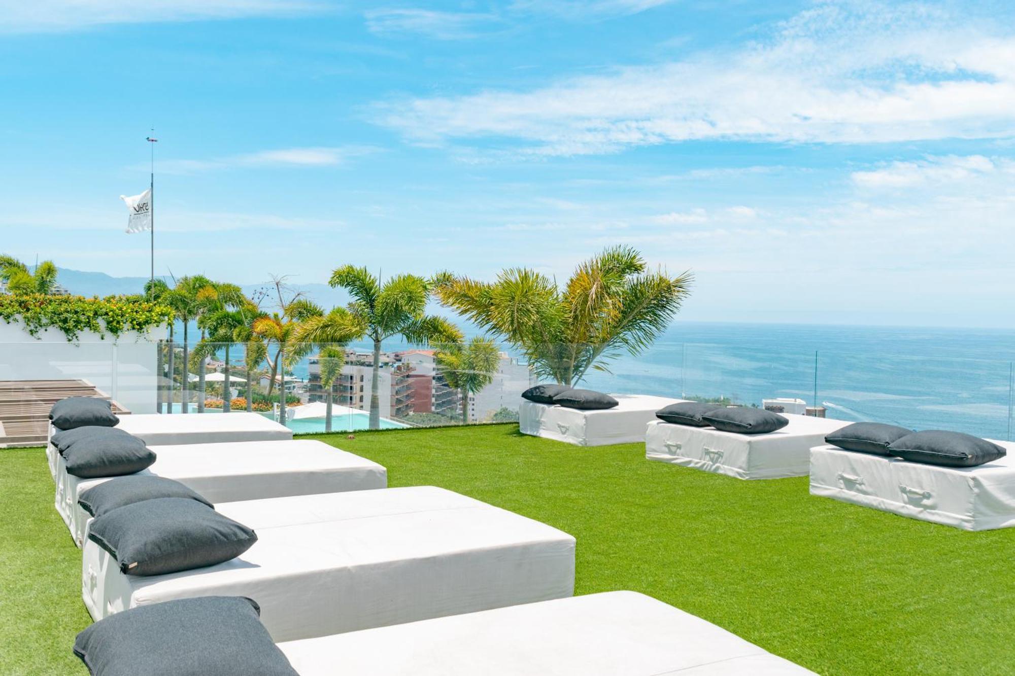 Apartment Ocean View Luxury - Walk To The Beach, Clubs And Restaurants