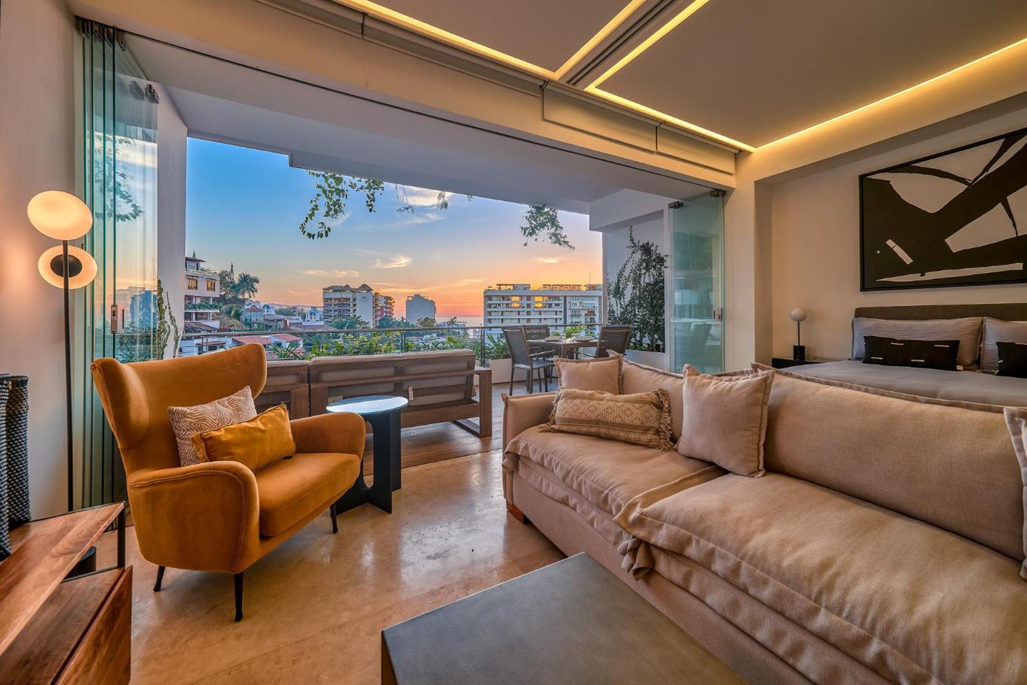 Apartment Ocean View Luxury - Walk To The Beach, Clubs And Restaurants