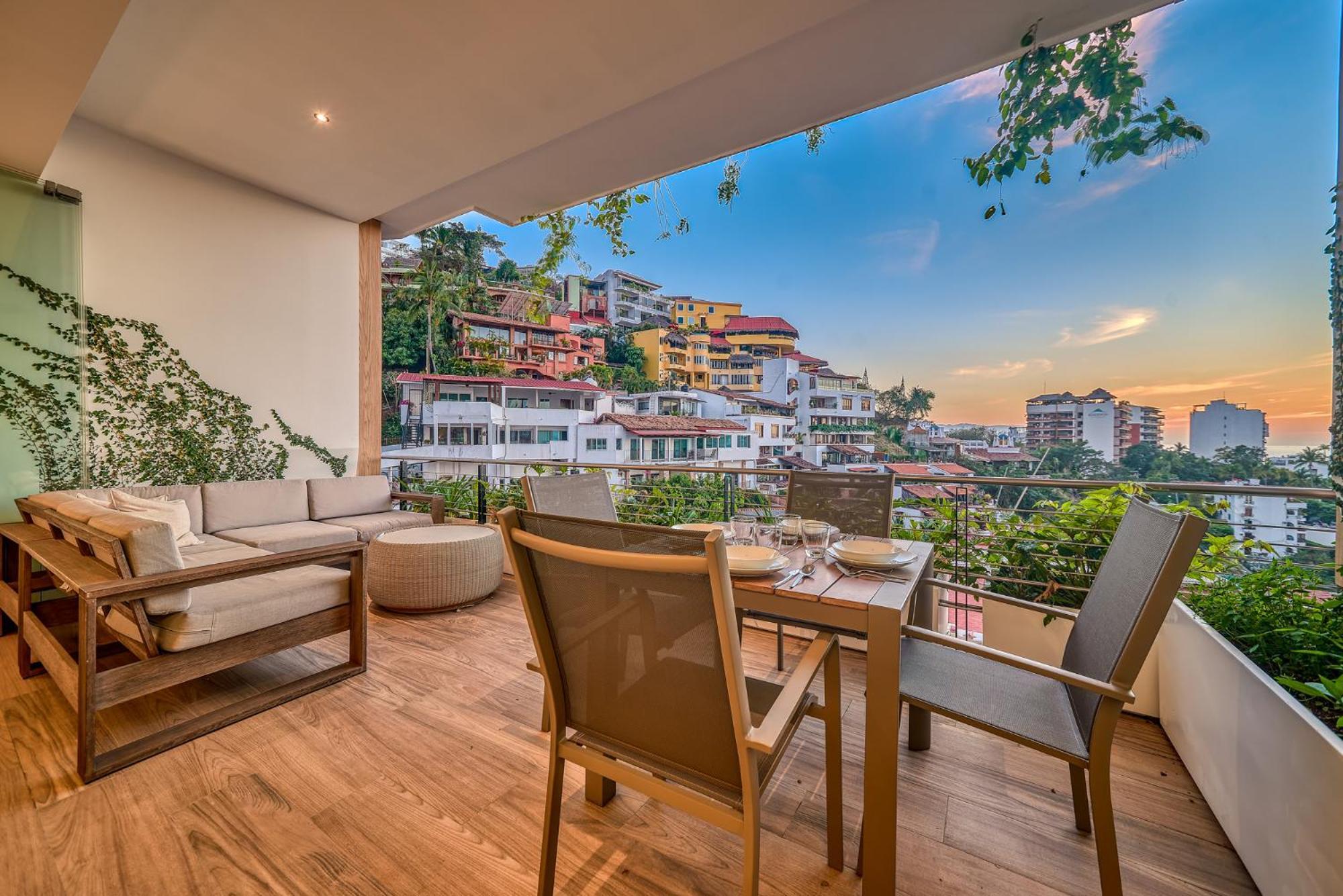 Ocean View Luxury - Walk To The Beach, Clubs And Restaurants Apartment Puerto Vallarta