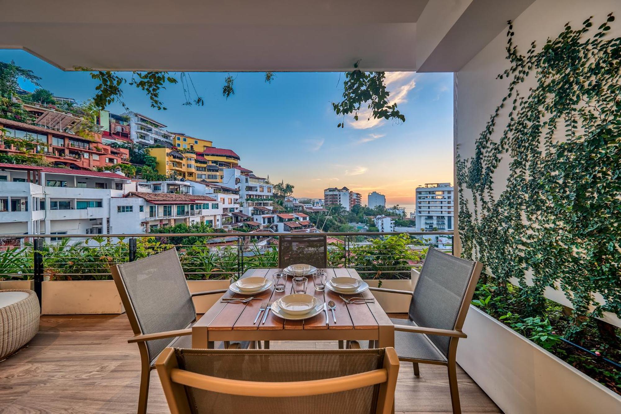 Apartment Ocean View Luxury - Walk To The Beach, Clubs And Restaurants Puerto Vallarta