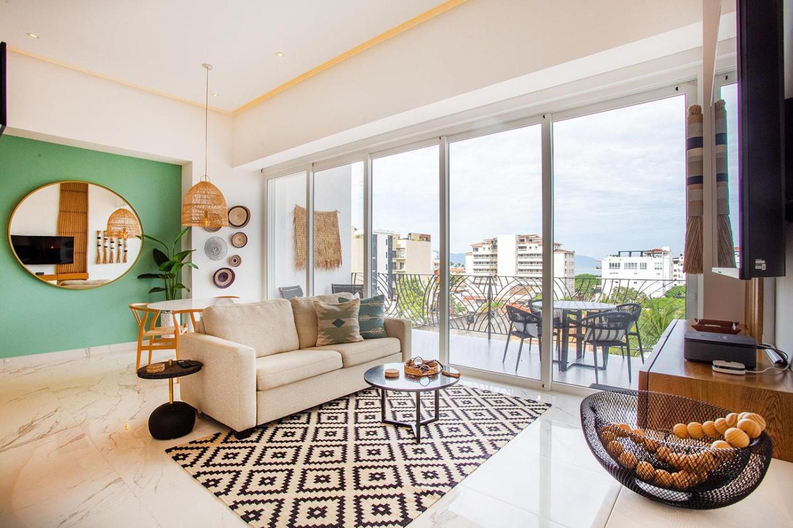 Boho 1 Bedroom With Pool, Gym, Hot Tub Puerto Vallarta