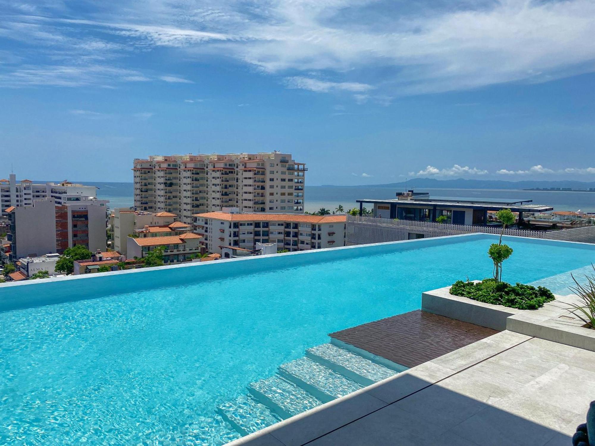 Boho 1 Bedroom With Pool, Gym, Hot Tub Puerto Vallarta