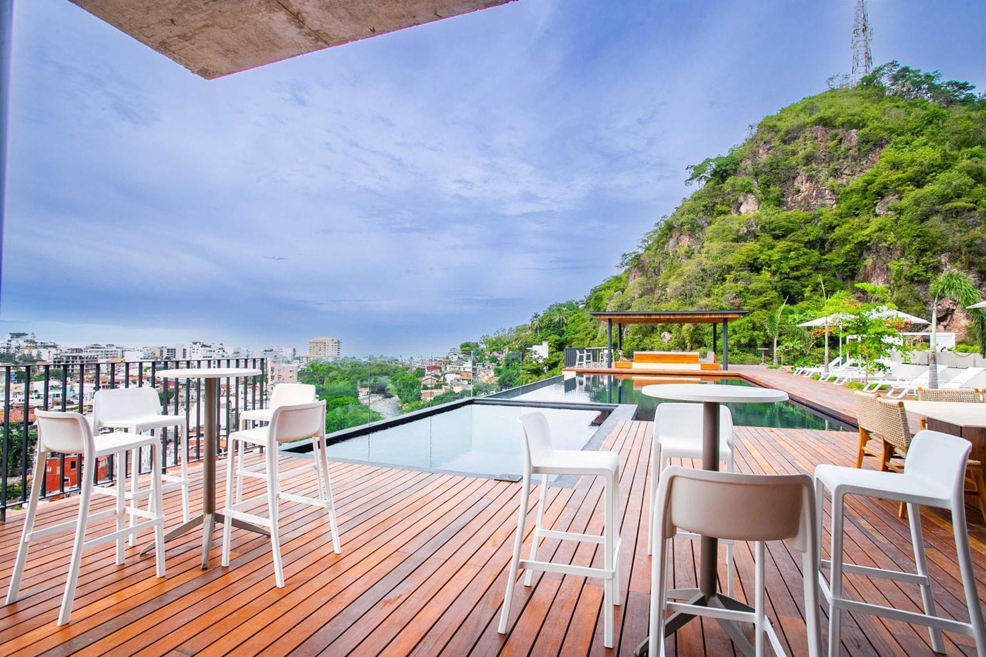Holiday home Large Corner Balcony | Bar, Gym, In Romantic Zone Puerto Vallarta