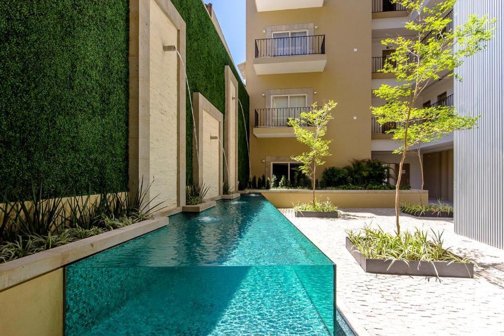 Featured On Hgtv, Mountain Views, Rooftop Pool At Zenith In Old Town Holiday home *
