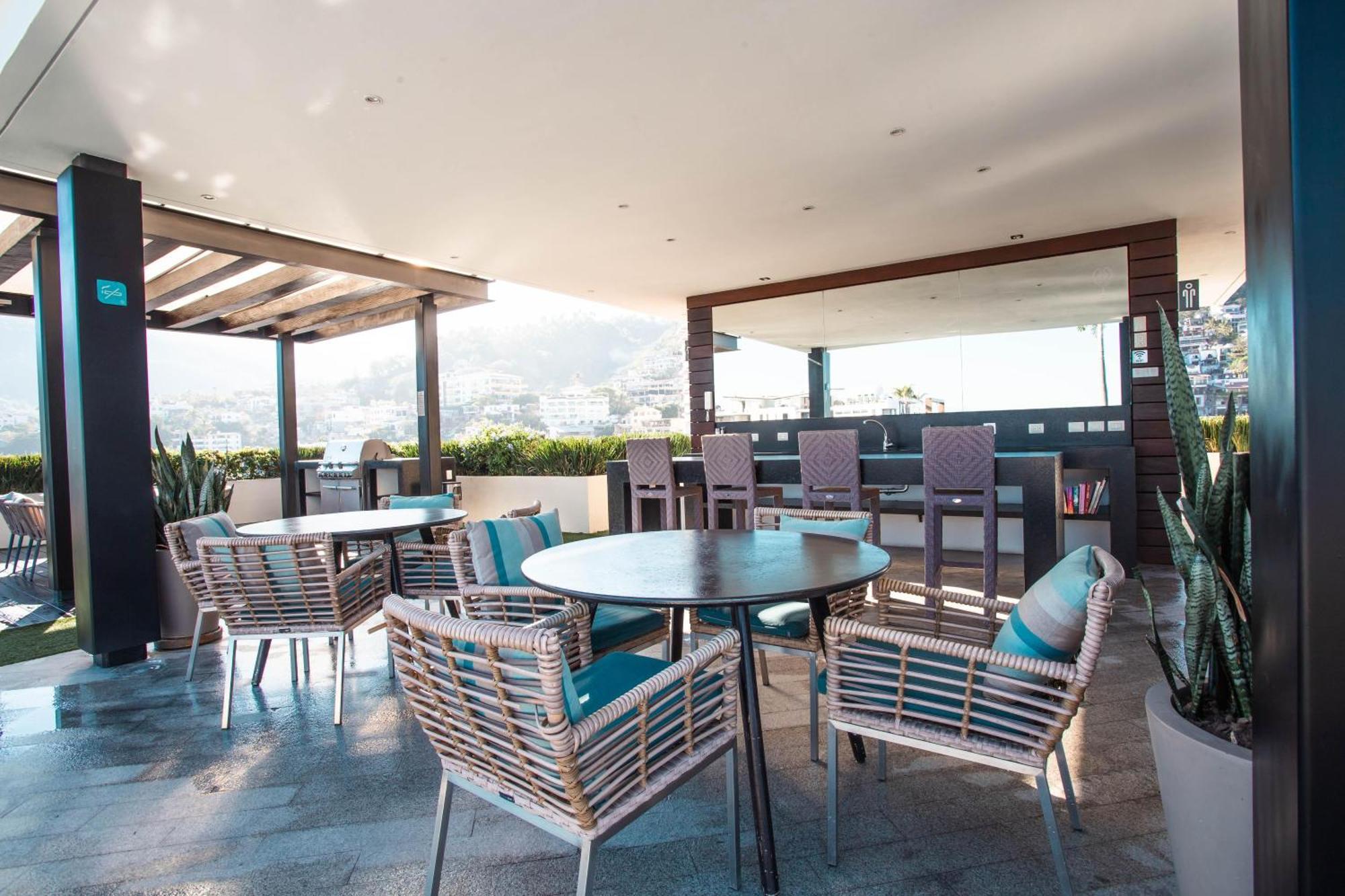 Featured On Hgtv, Mountain Views, Rooftop Pool At Zenith In Old Town *