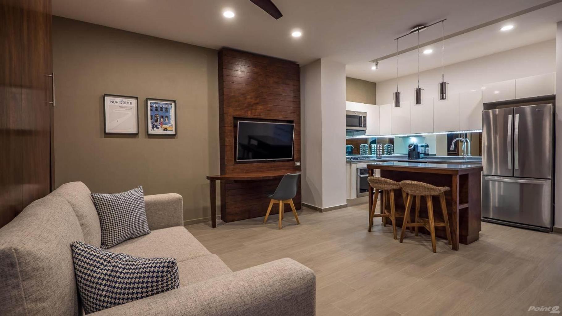 In Location, Rooftop Pool, Hot Tub, Gym, Fire Pit Puerto Vallarta