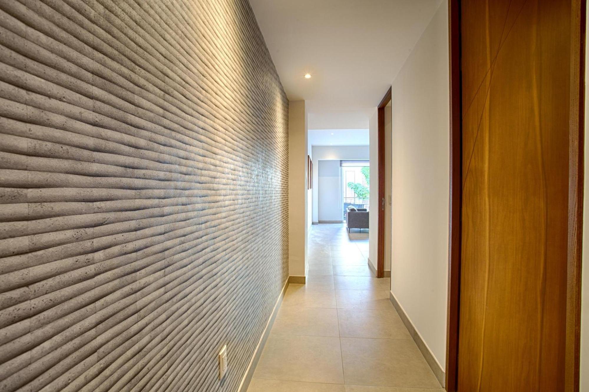 Holiday home Modern 1bd 2ba, 2 Balconies, Pools And Gym Puerto Vallarta