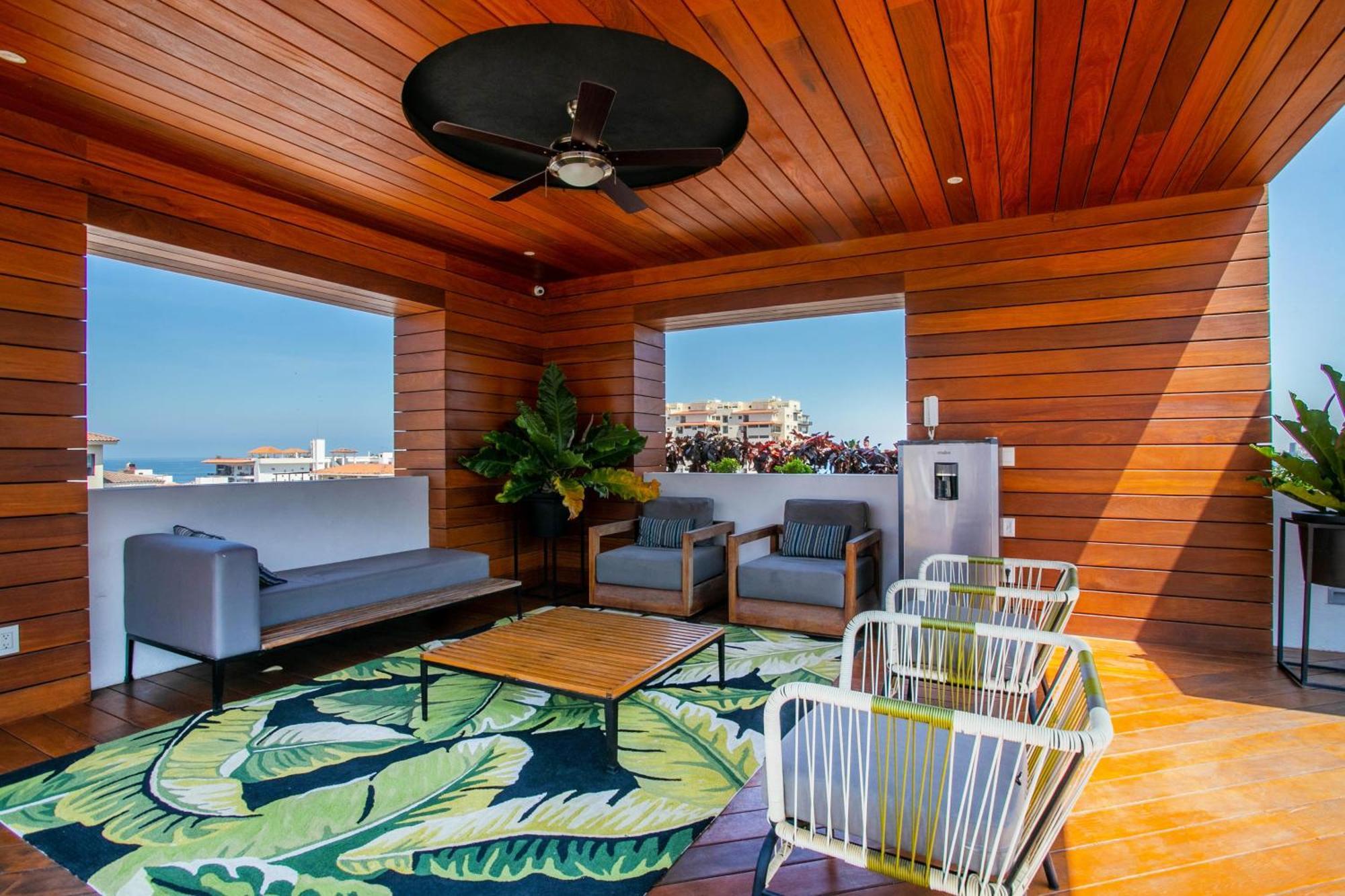 Modern Mexican With View, Pools And Gym Puerto Vallarta