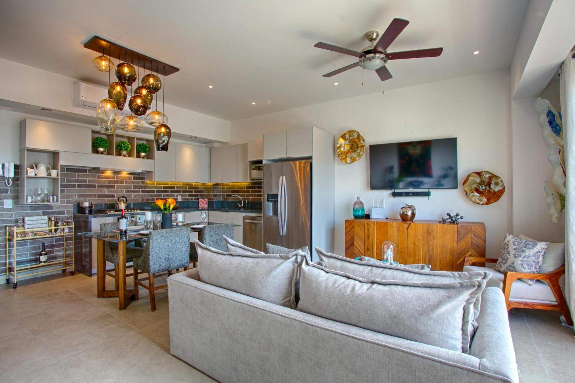 Modern Mexican With View, Pools And Gym Holiday home Puerto Vallarta