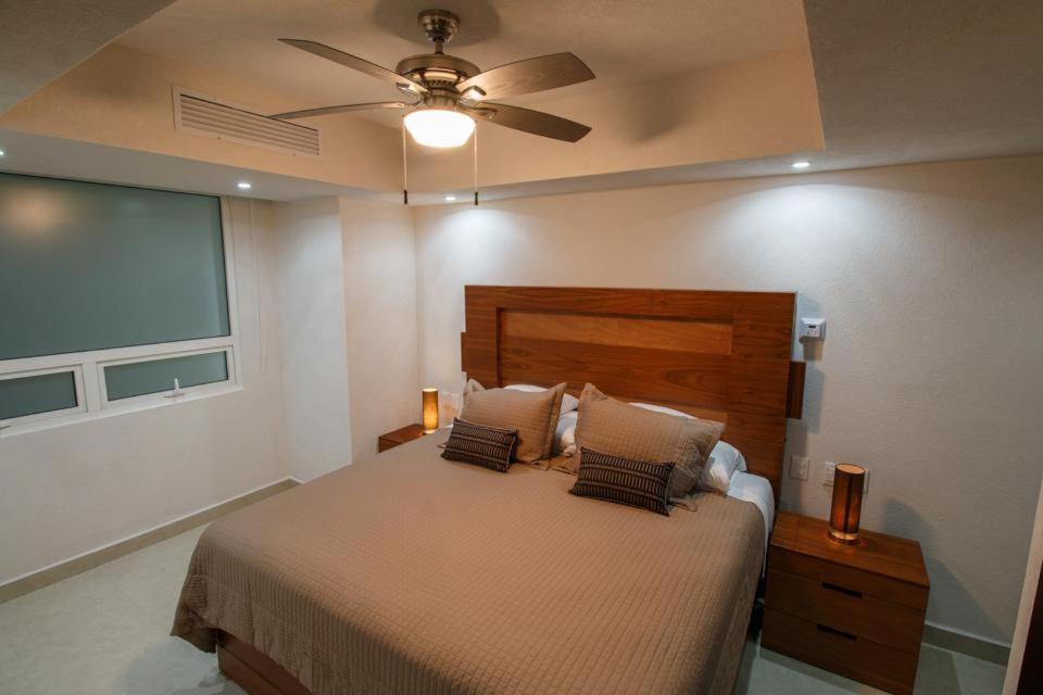 Beachfront With Access To Pools, Gym, Tennis Court Holiday home Puerto Vallarta