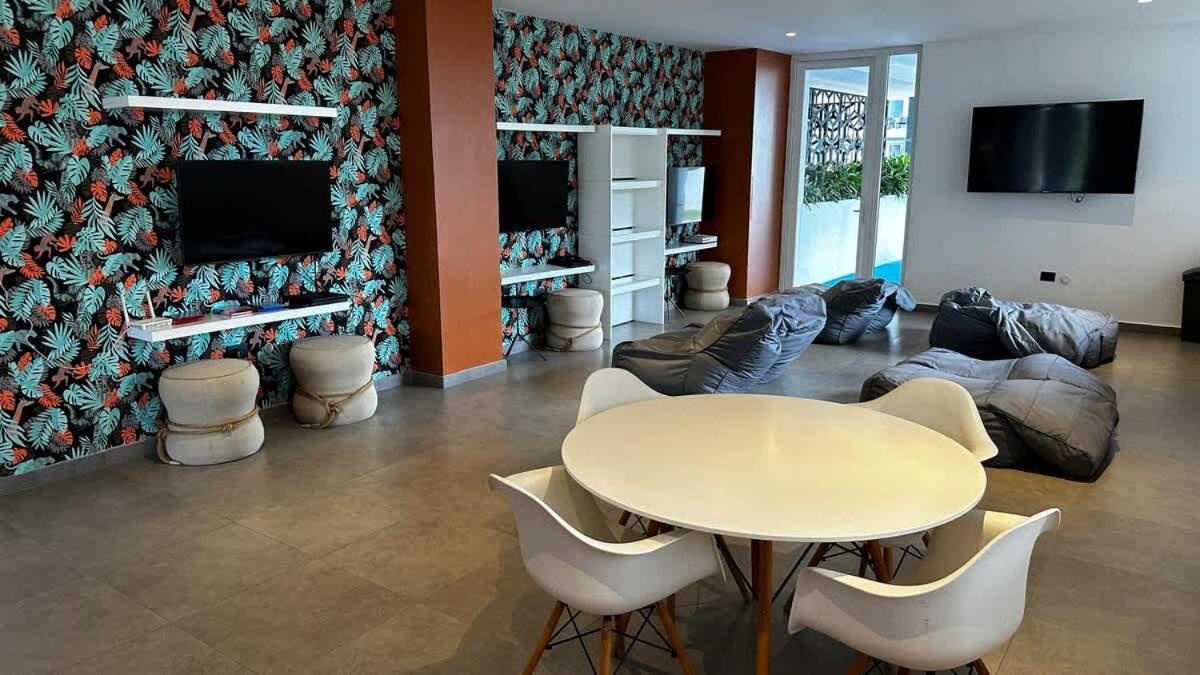 Apartment Paradise Escape Life Is Good *