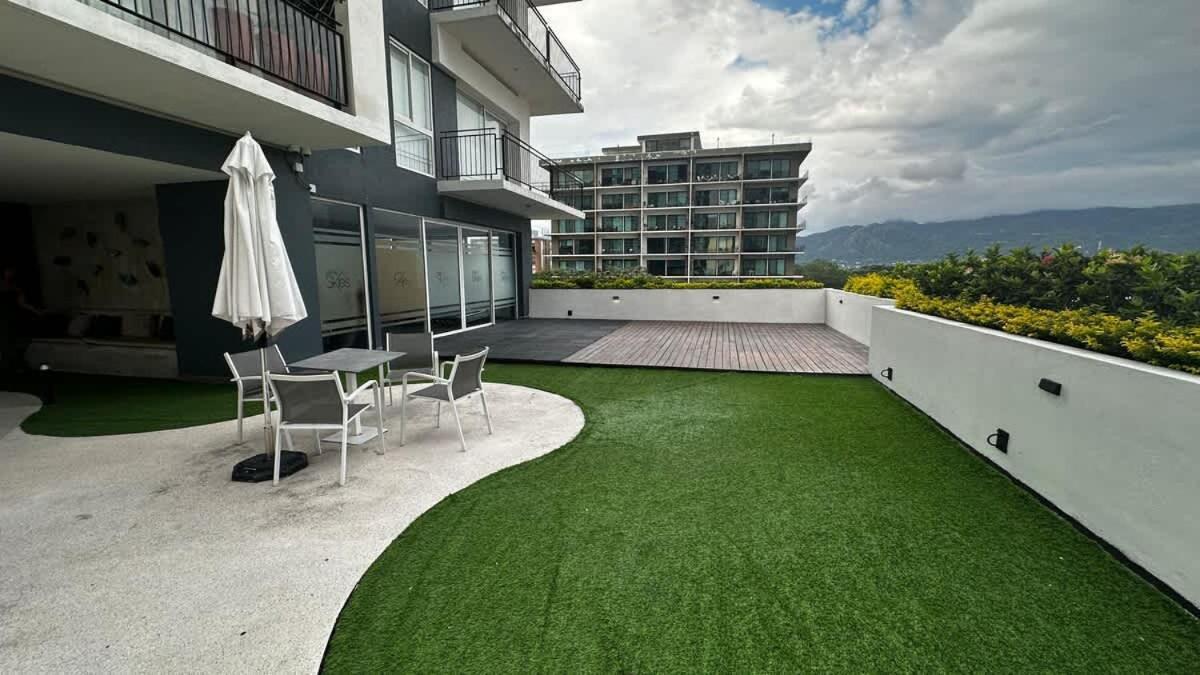 Apartment Paradise Escape Life Is Good