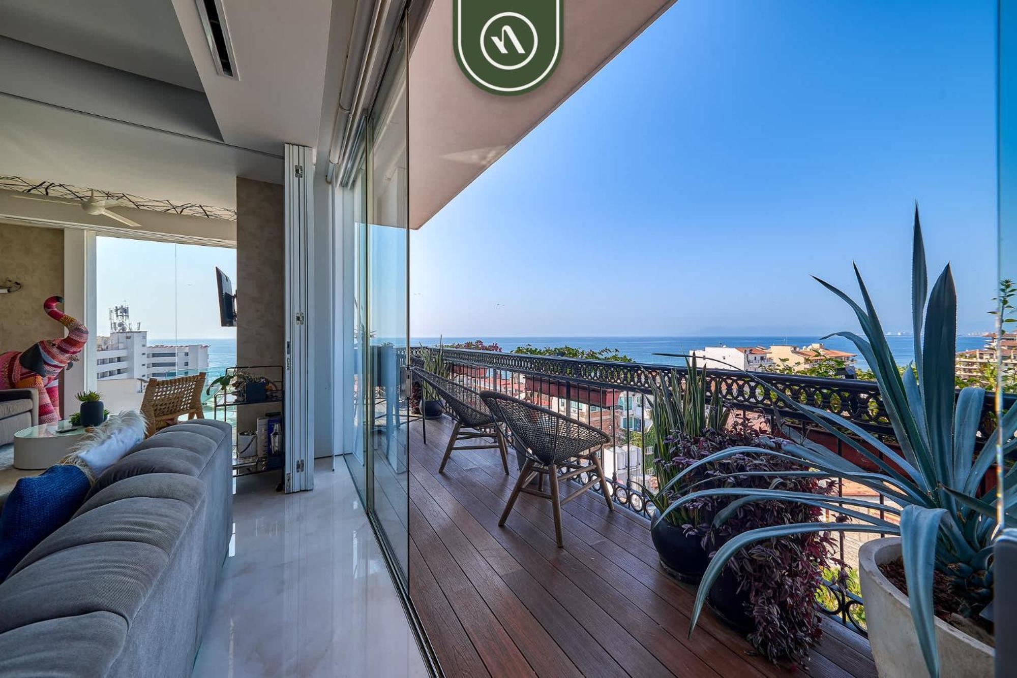 Luxury Corner Unit With Breataking Ocean Views * Puerto Vallarta