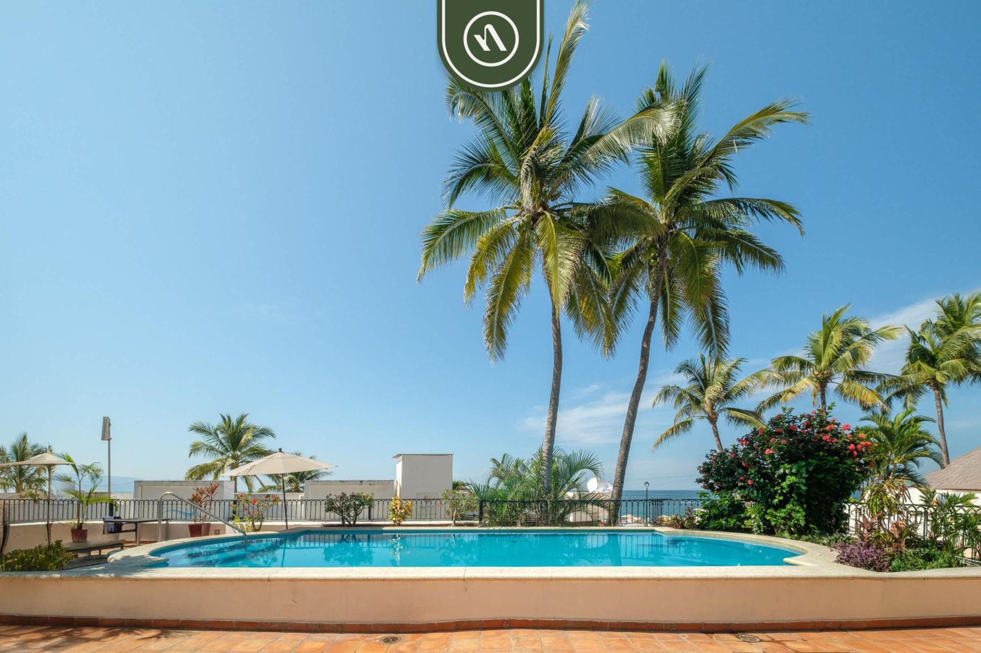 Amazing 1 Bedroom - Partial Oceanview - Pool Apartment Puerto Vallarta