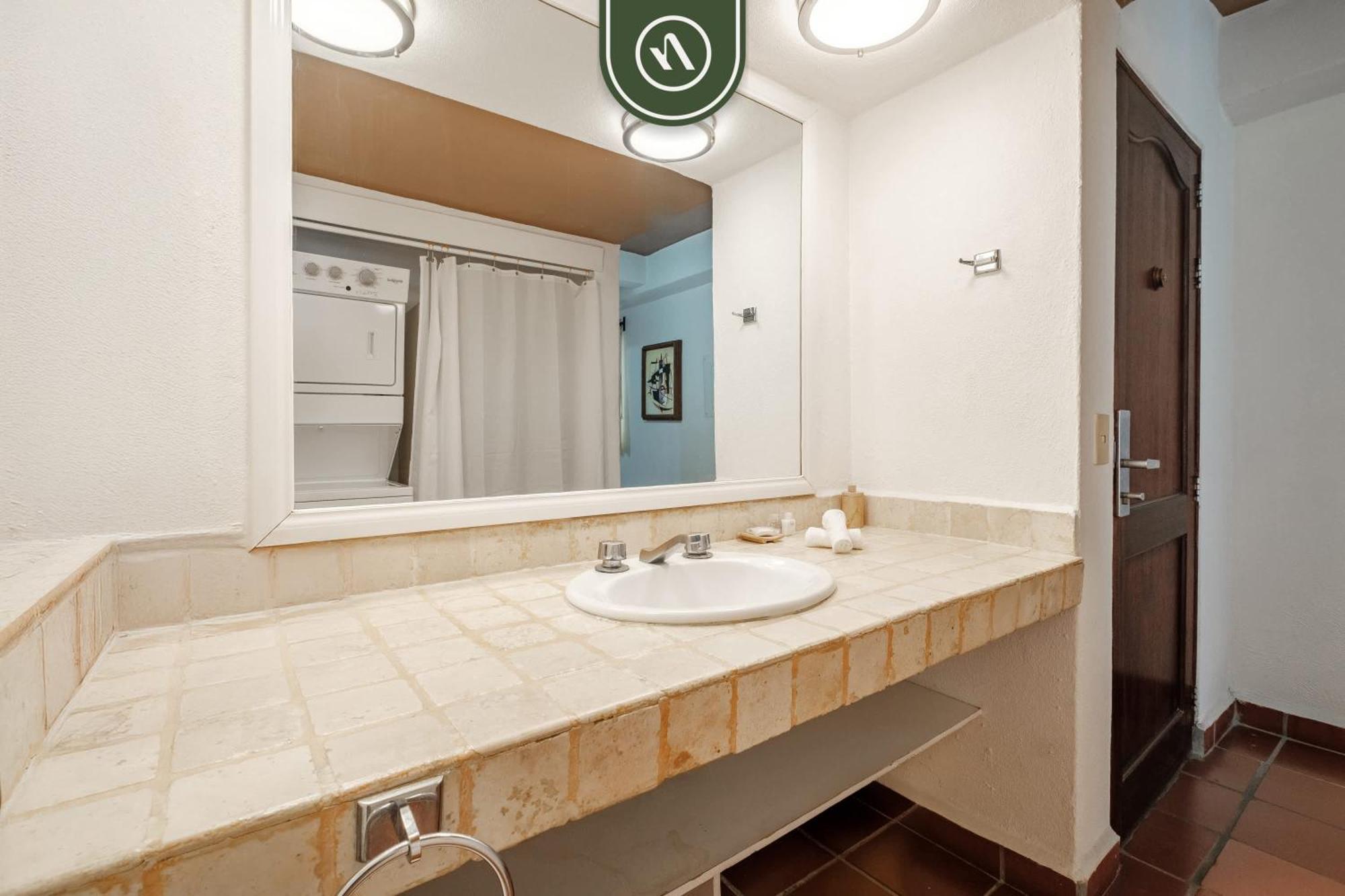 Apartment Amazing 1 Bedroom - Partial Oceanview - Pool Puerto Vallarta