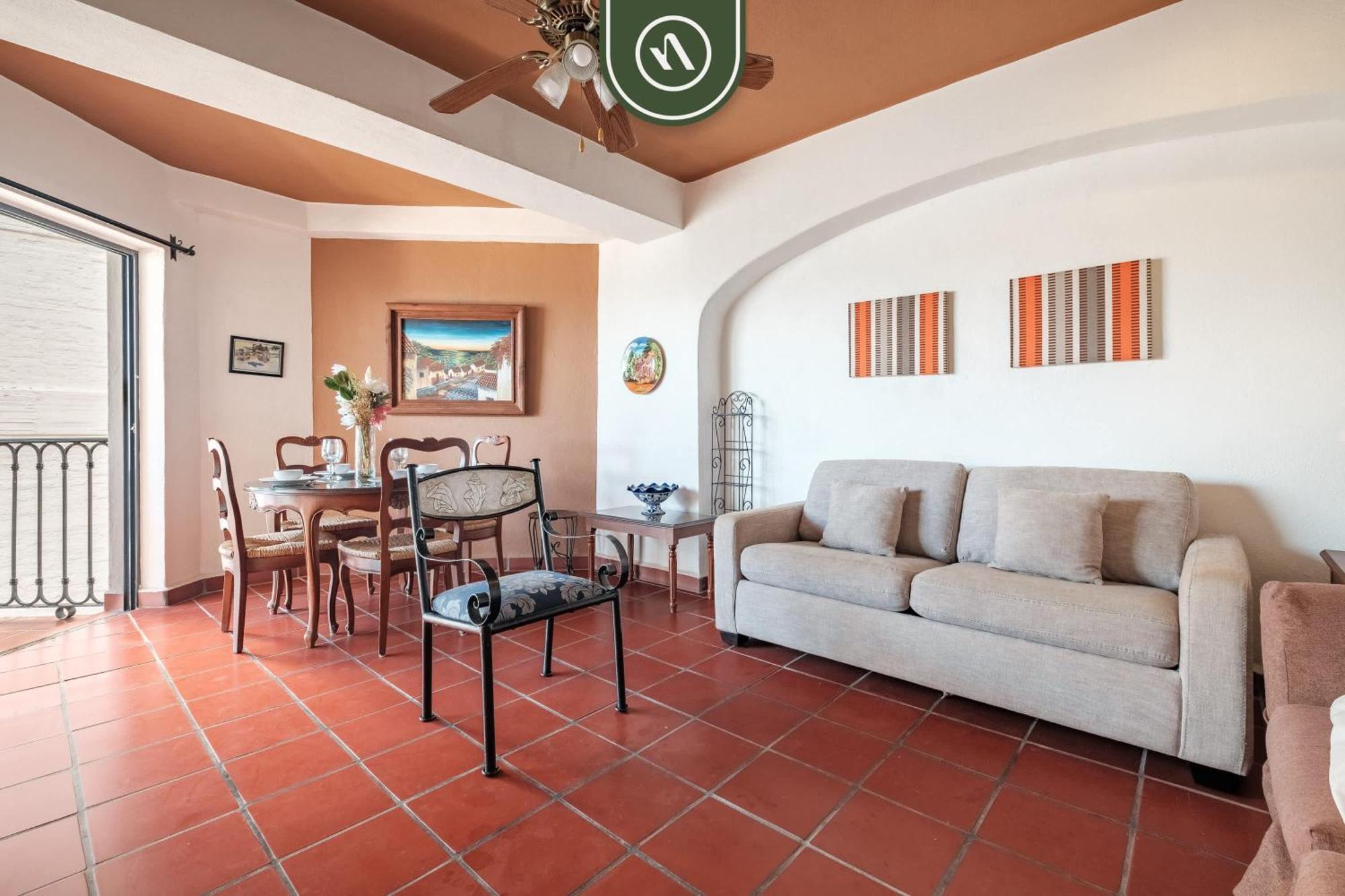 Apartment Amazing 1 Bedroom - Partial Oceanview - Pool *