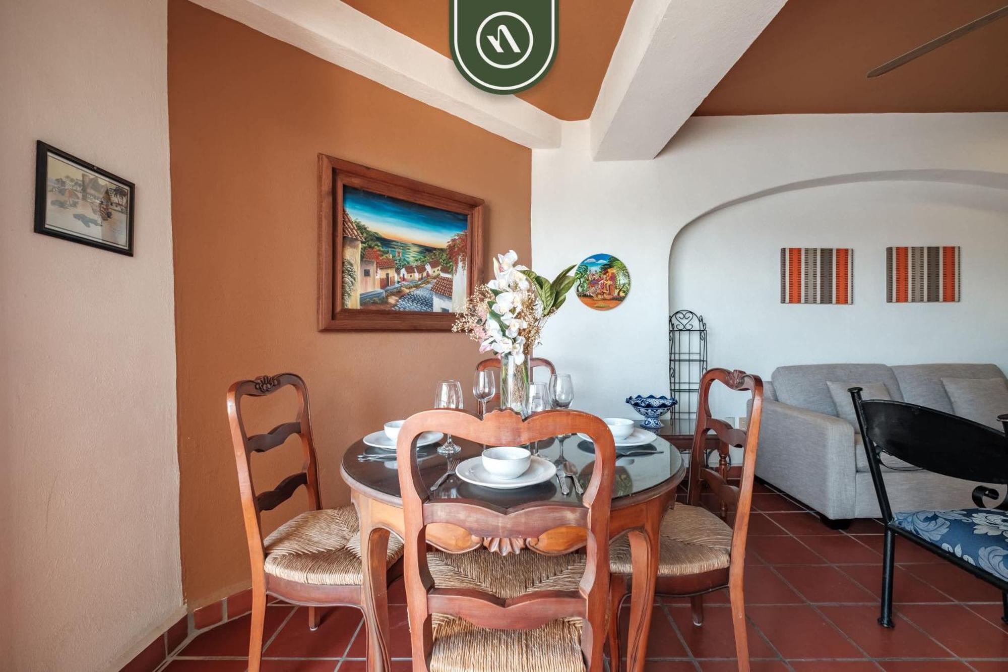 Amazing 1 Bedroom - Partial Oceanview - Pool * Puerto Vallarta