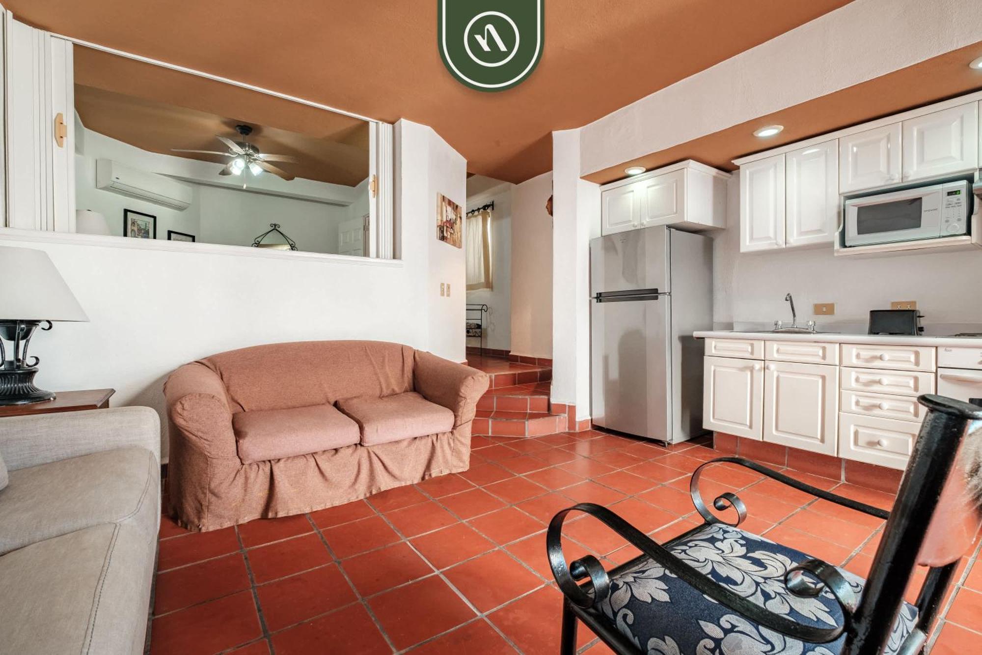 Apartment Amazing 1 Bedroom - Partial Oceanview - Pool