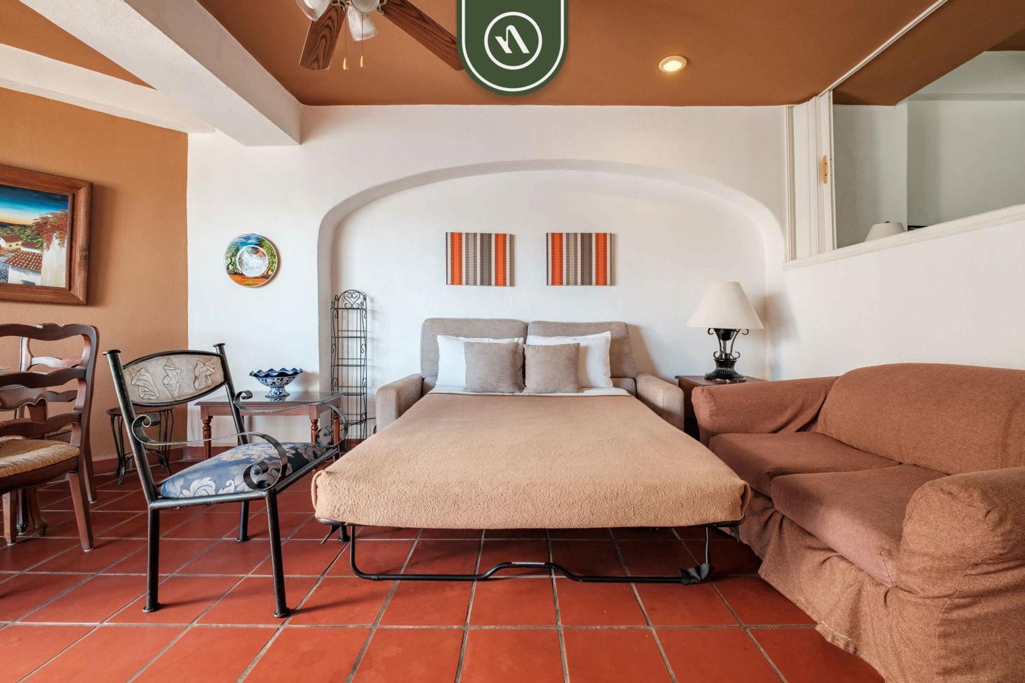 Amazing 1 Bedroom - Partial Oceanview - Pool *