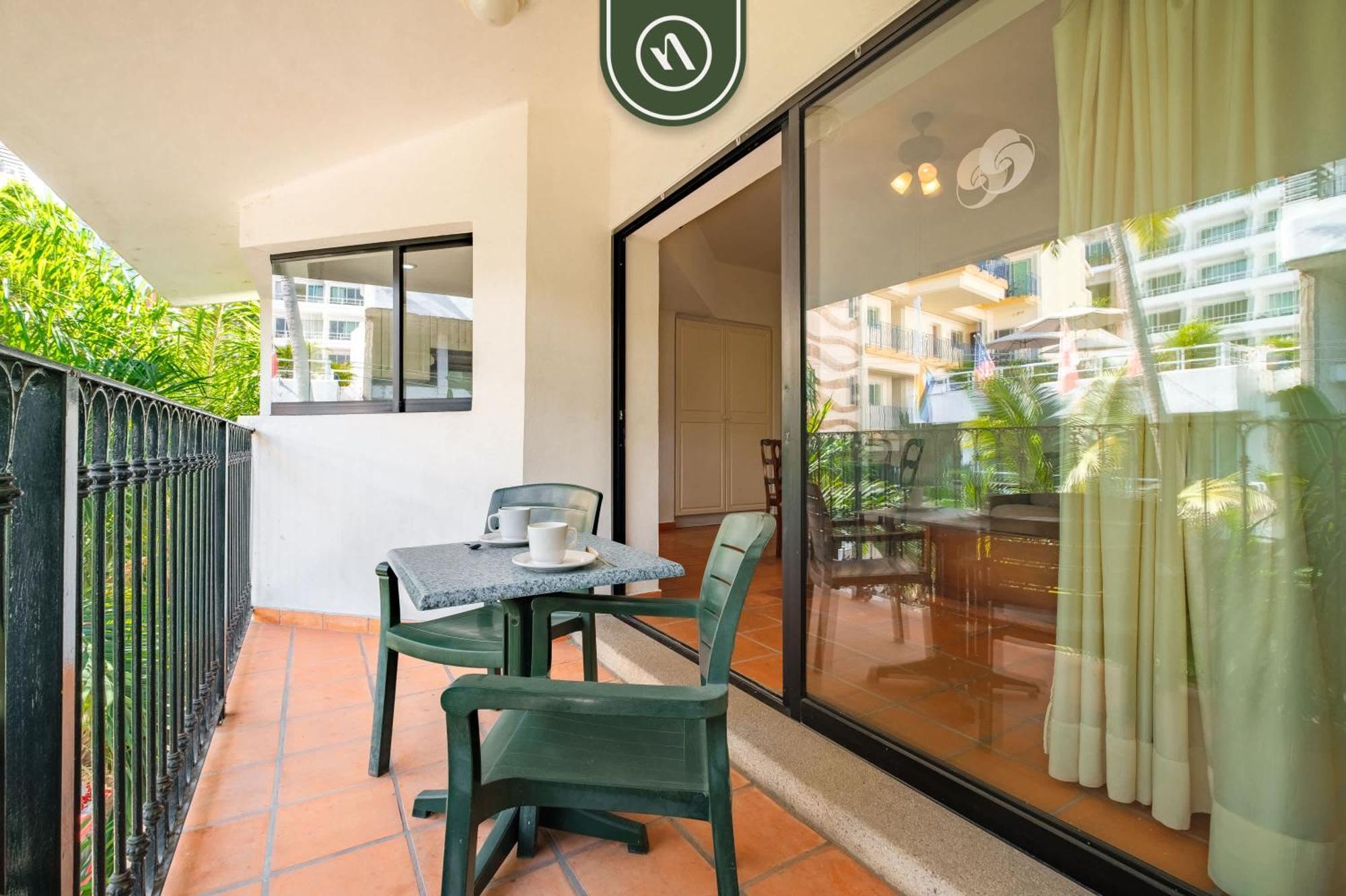 Amazing 2 Bedroom - Private Terrace - Pool Puerto Vallarta