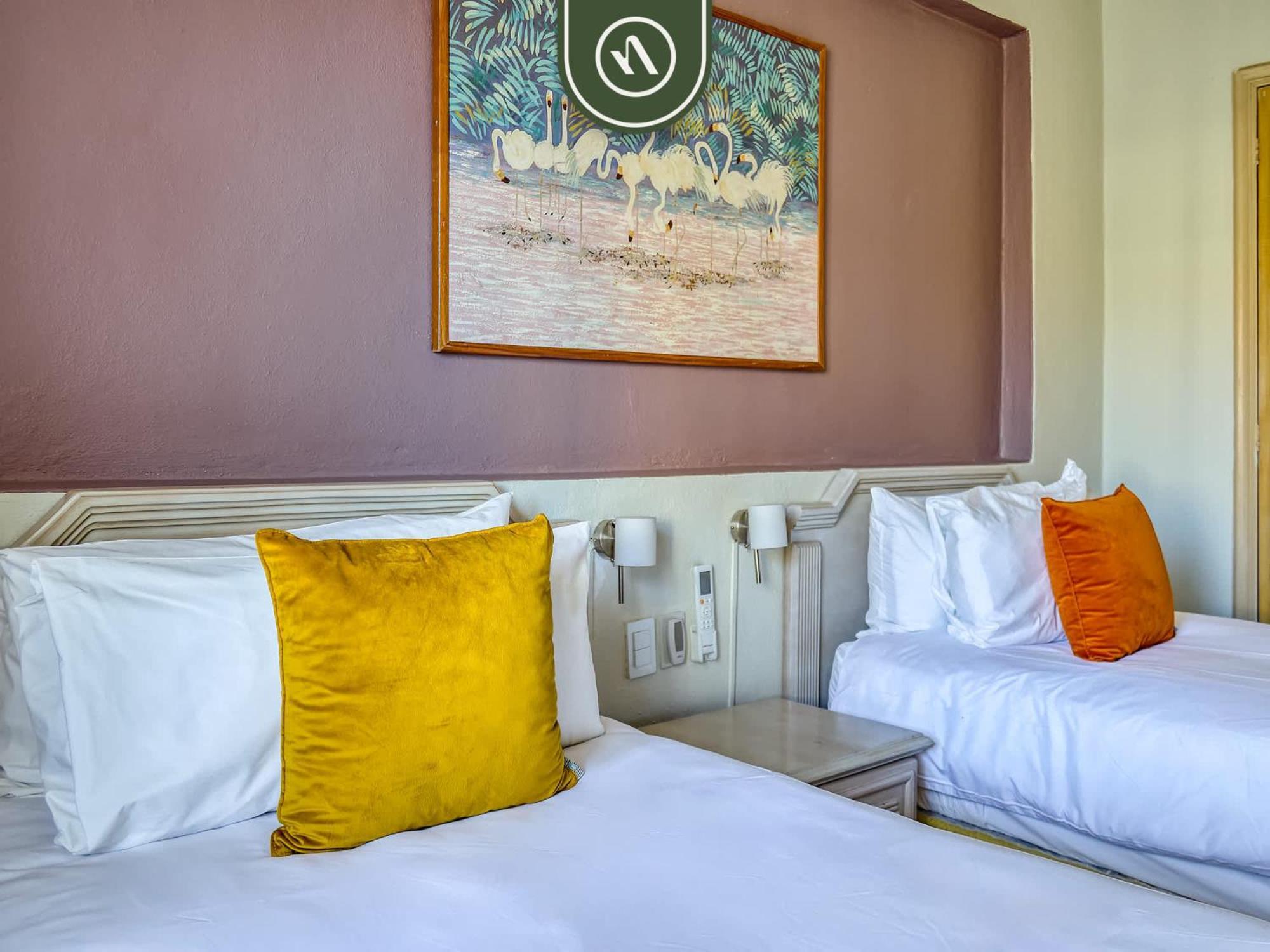 Apartment Beachfront 3 Bedroom With Pools - Beachclub Puerto Vallarta