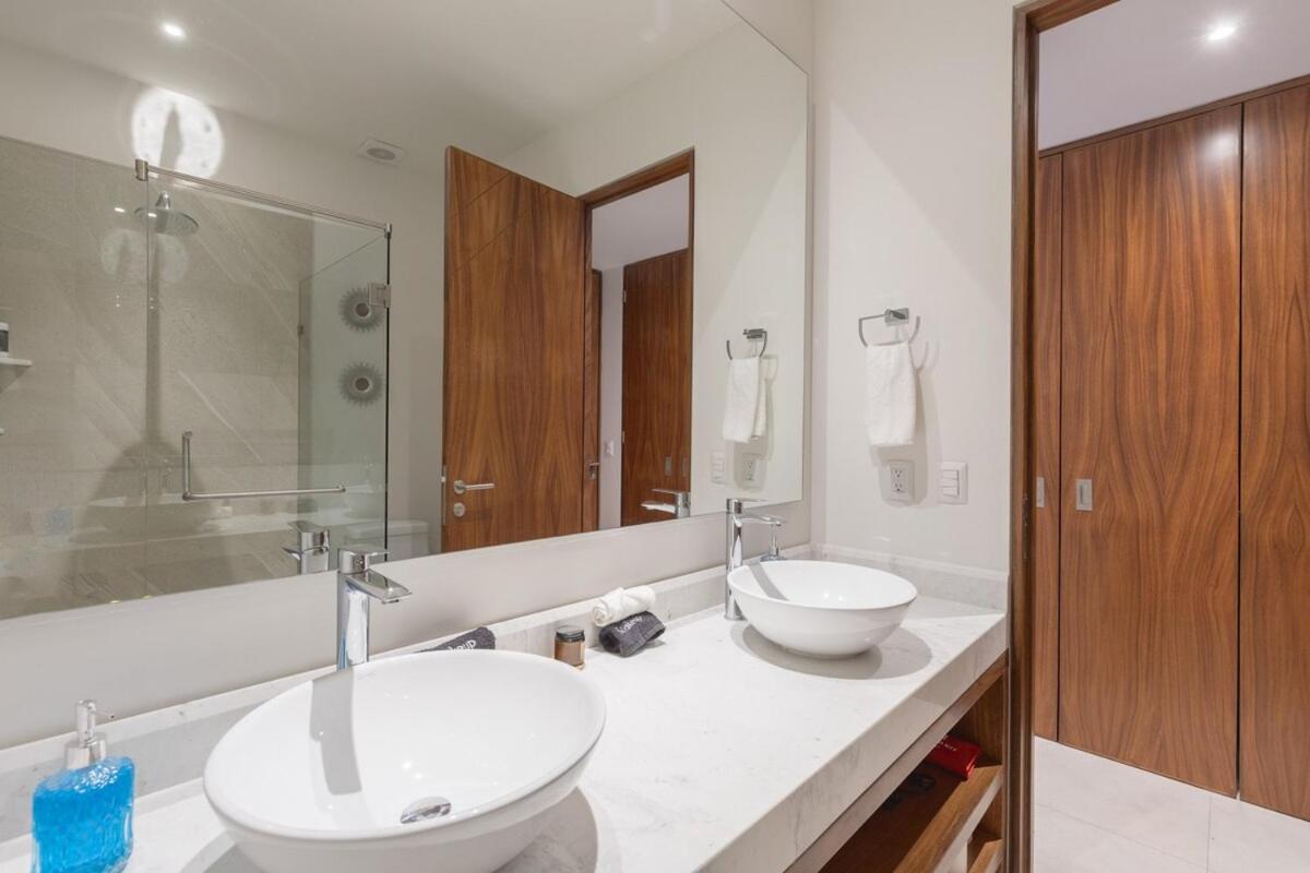 Roma Encore 2bd With Terrace In Beautiful Versalles Apartment Puerto Vallarta