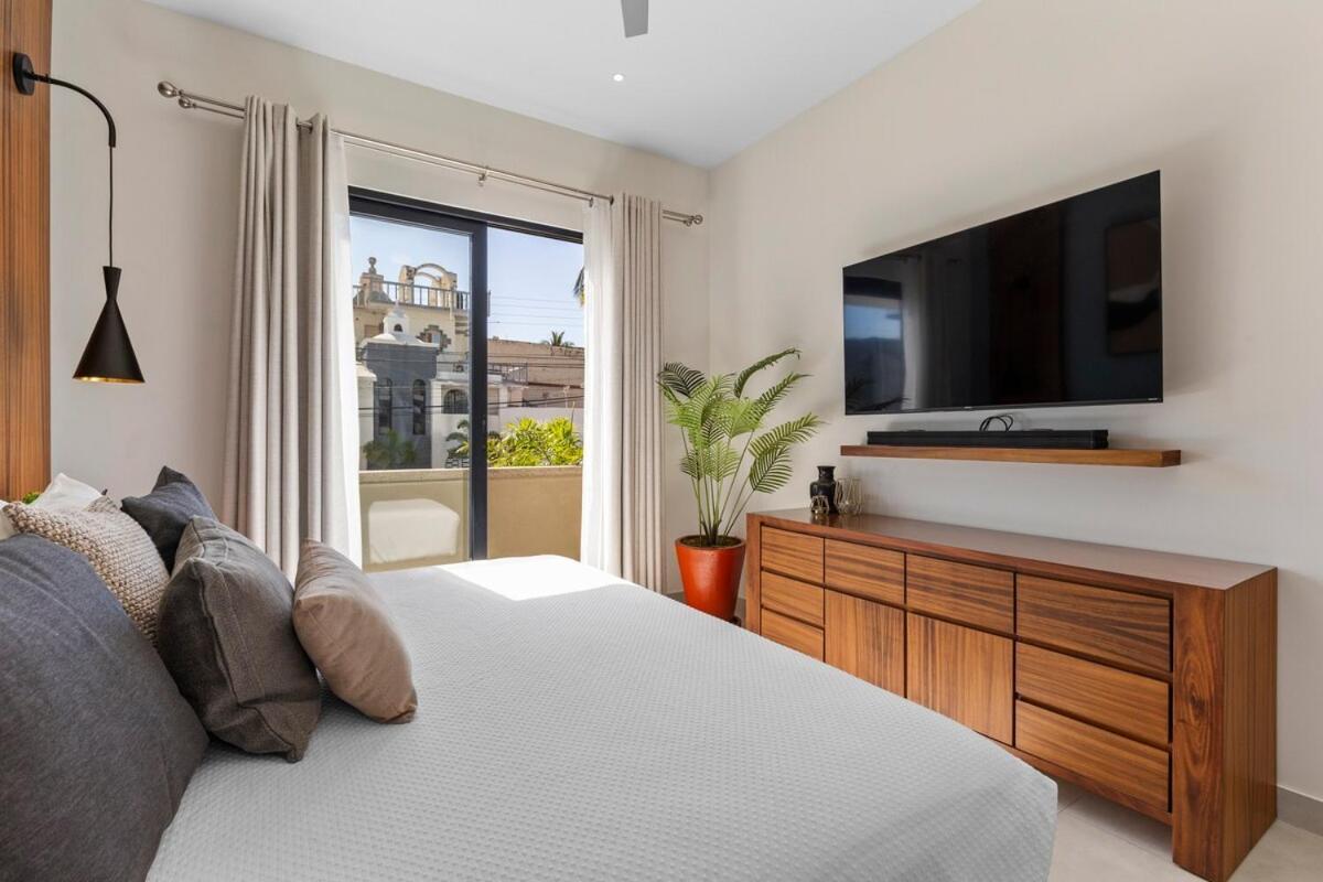 Roma Encore 2bd With Terrace In Beautiful Versalles Puerto Vallarta