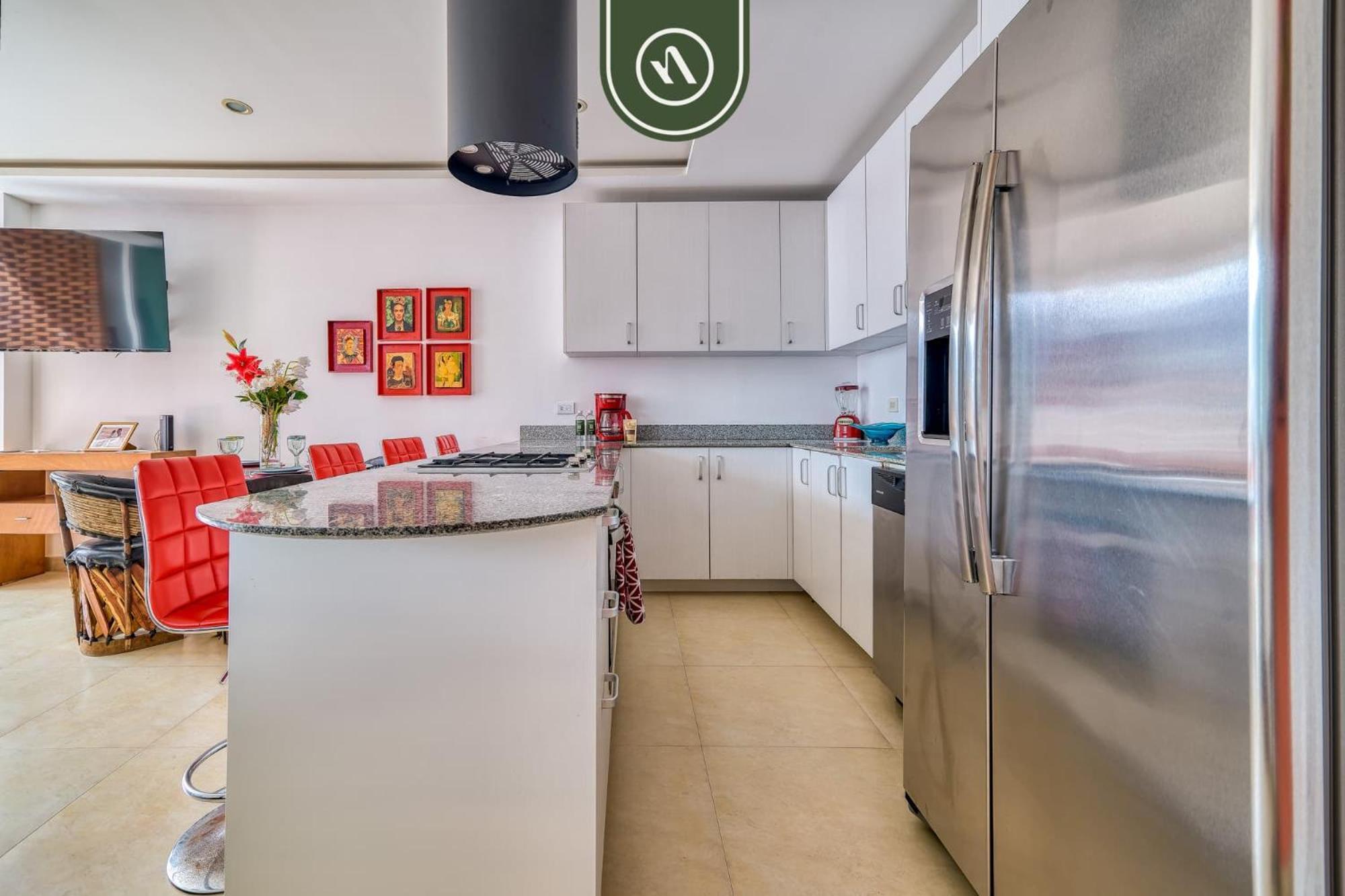 Luxury 2 Bedroom In Romantic Zone - Rooftop Pool * Puerto Vallarta