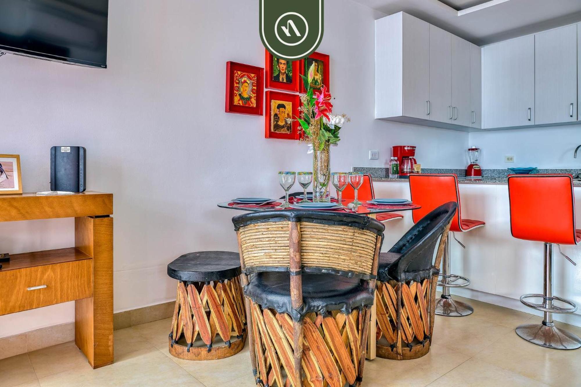 Luxury 2 Bedroom In Romantic Zone - Rooftop Pool Puerto Vallarta