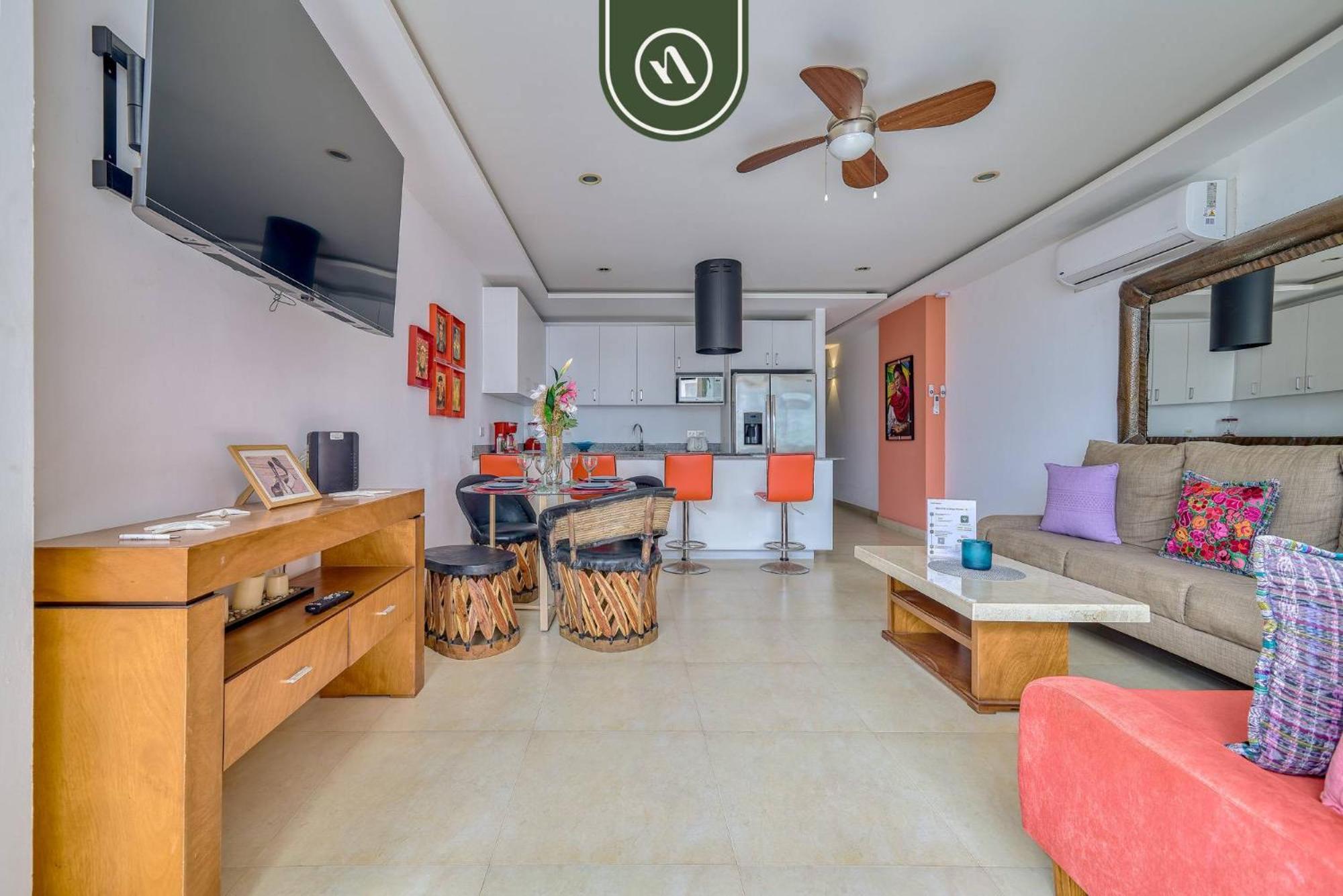 Luxury 2 Bedroom In Romantic Zone - Rooftop Pool Apartment Puerto Vallarta