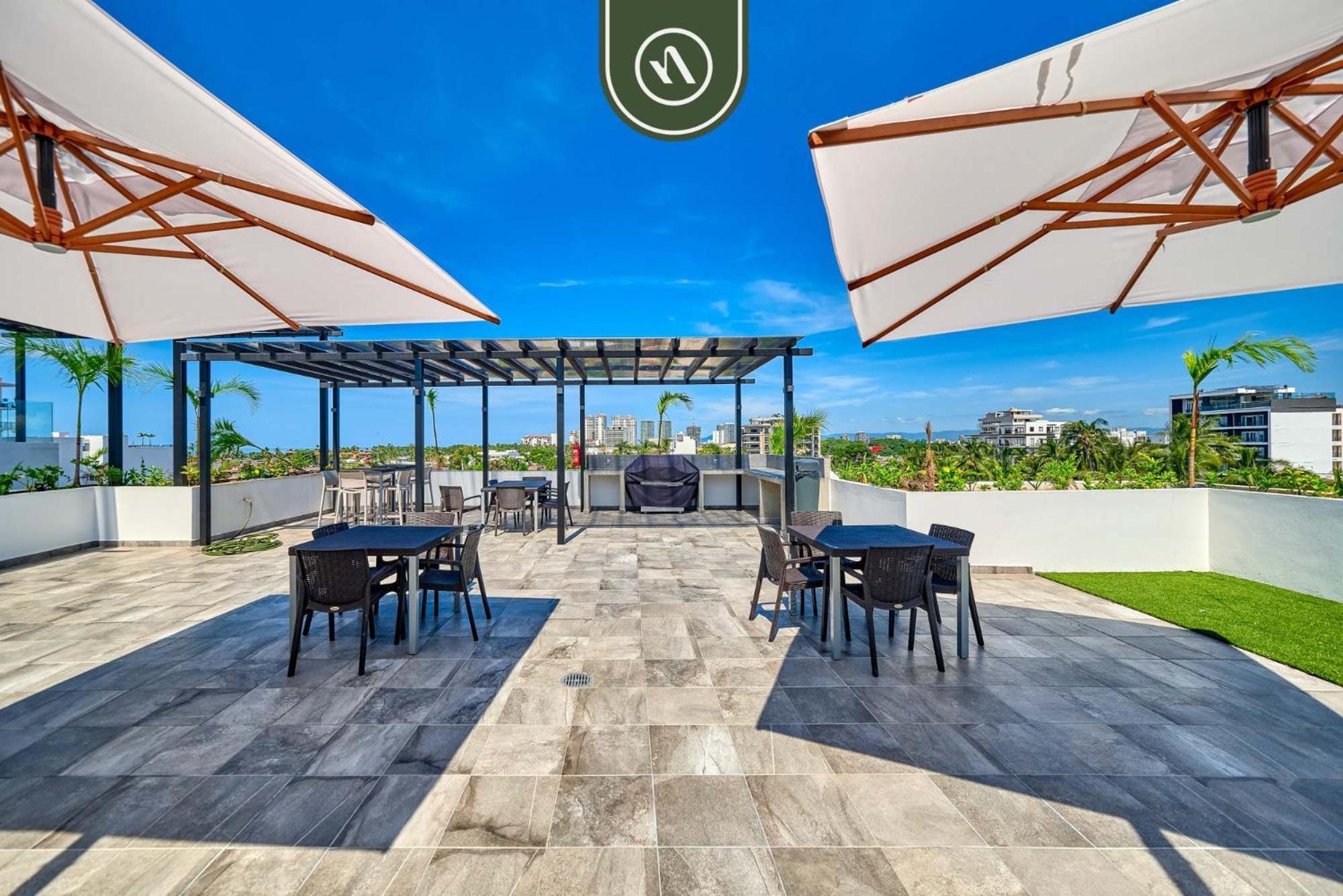 Stilysh 2 Bedroom In Versalles - Rooftop Pool * Puerto Vallarta