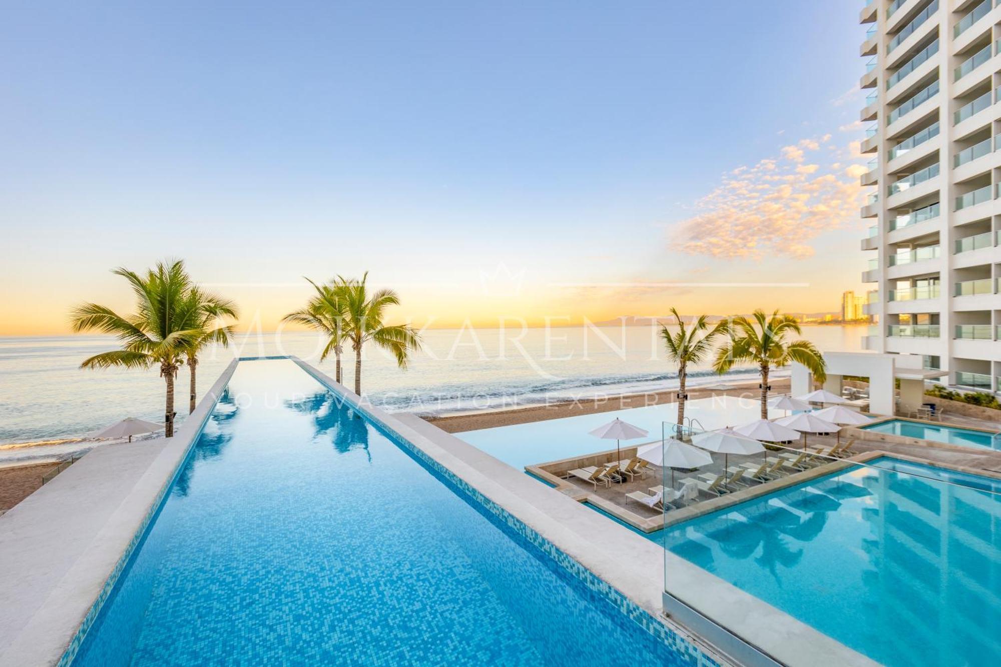 Apartment Harbor 12005 Huge Unit 2 Balconies Beachfront By Moikkarentals *
