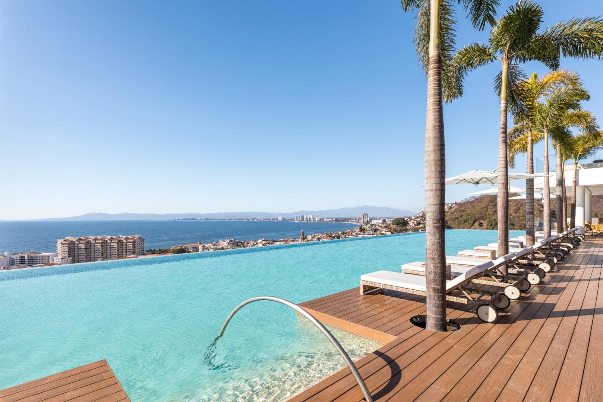 New! Luxury 2bd 2ba Romantic Zone Largest Pool In Pv Sea View Balcony Apartment Puerto Vallarta
