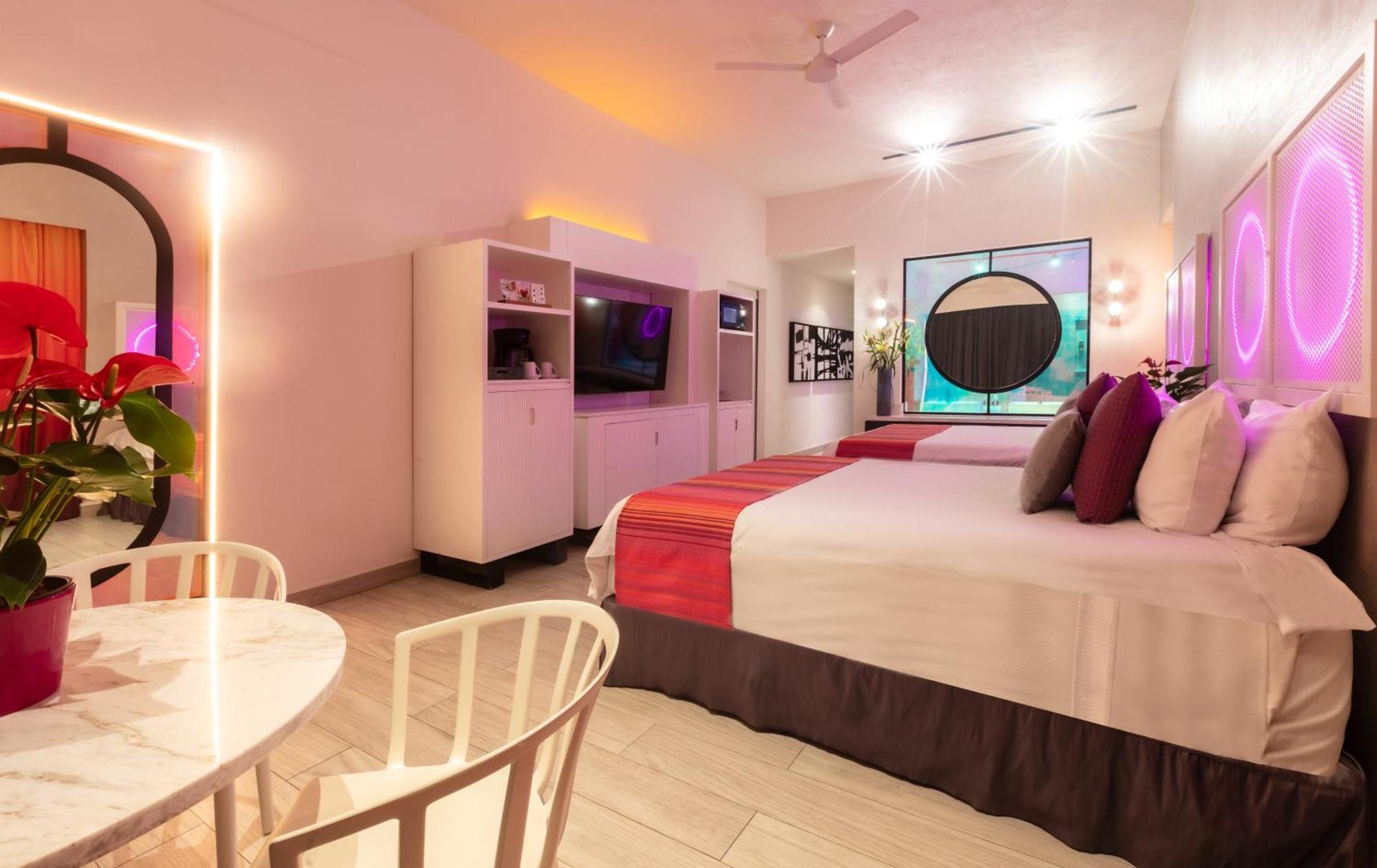 Resort Almar Luxury Lgbt Front Experience (adults Only) 4*