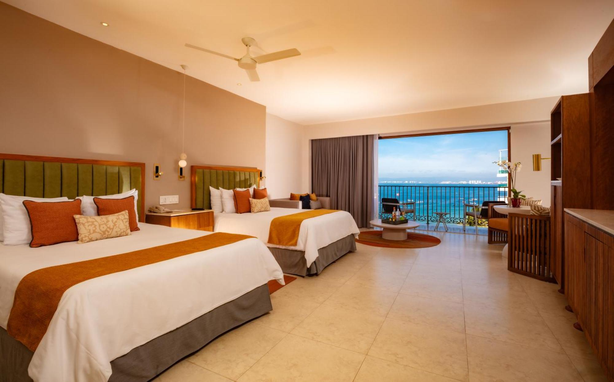 Resort Almar Luxury Lgbt Front Experience (adults Only)