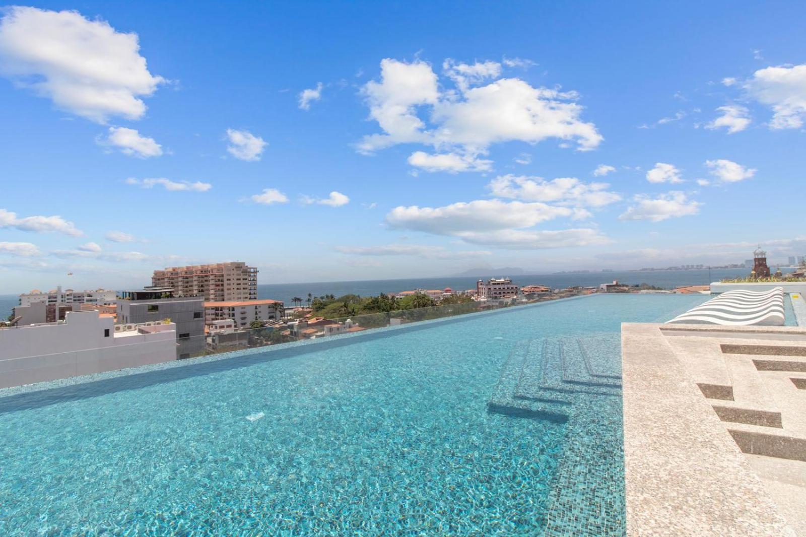 Pablo Blu Lux Puerto Vallarta