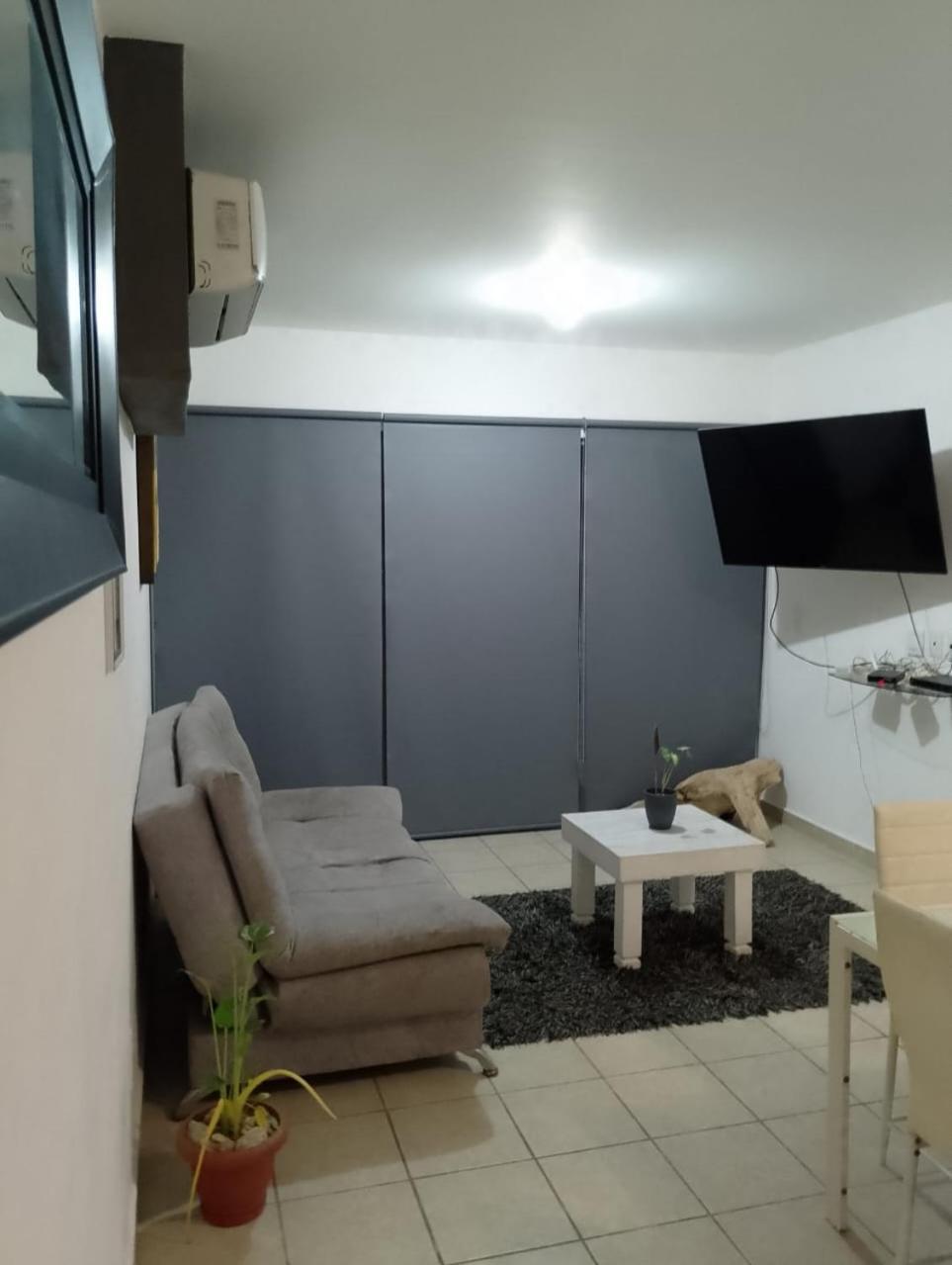 Apartamento Departamento En Primer Piso Cerca Del Mar