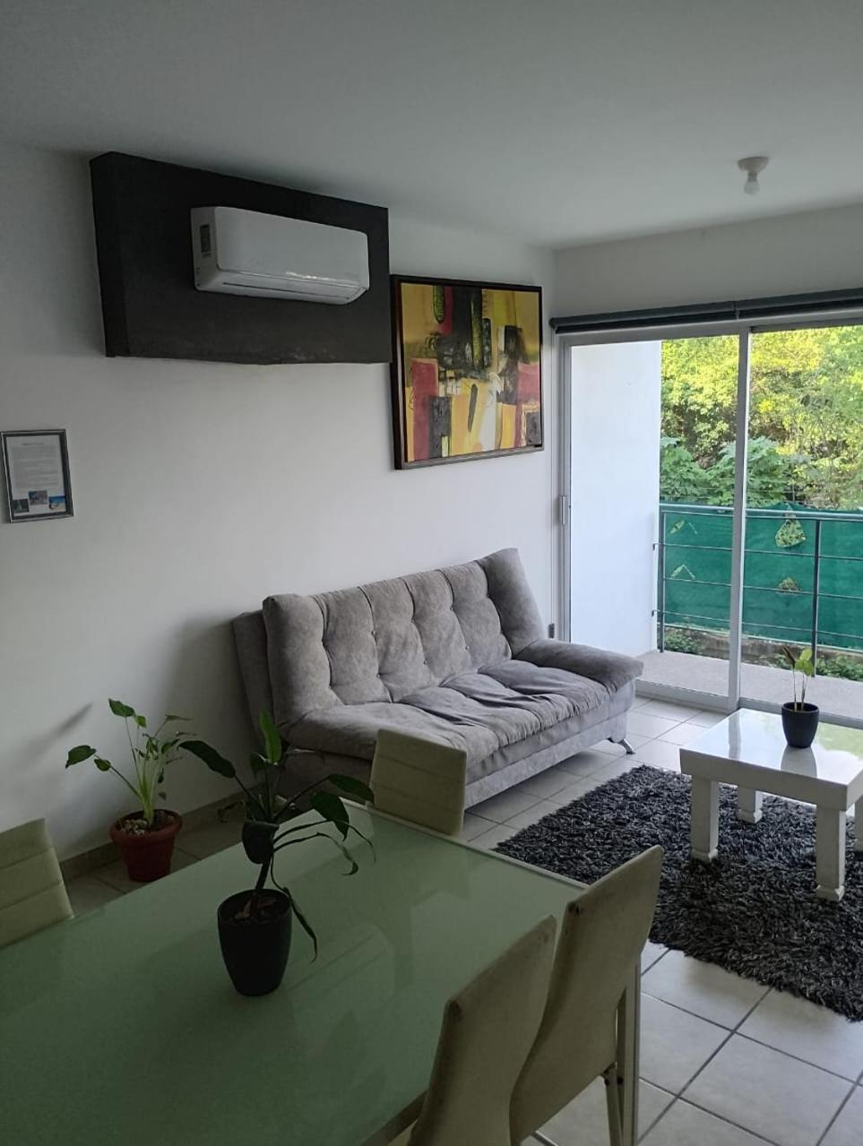 Departamento En Primer Piso Cerca Del Mar Apartamento *