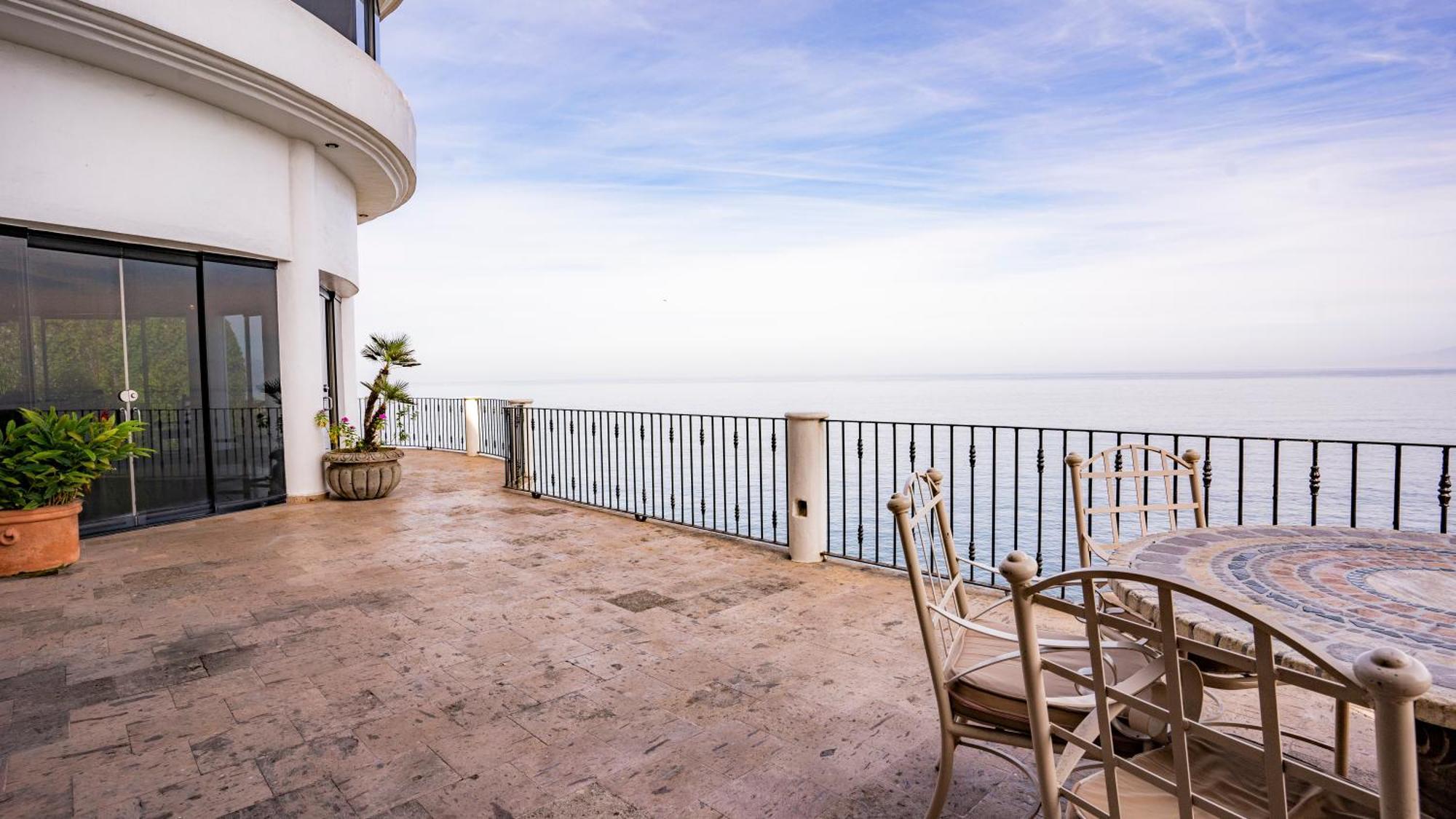 Ocean Front Villa*beach*heated Pools* Chef*staff Puerto Vallarta