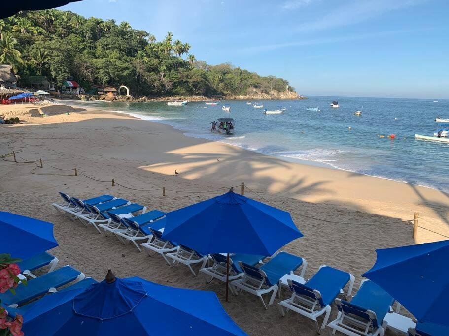 Villa Ocean Front Villa*beach*heated Pools* Chef*staff *