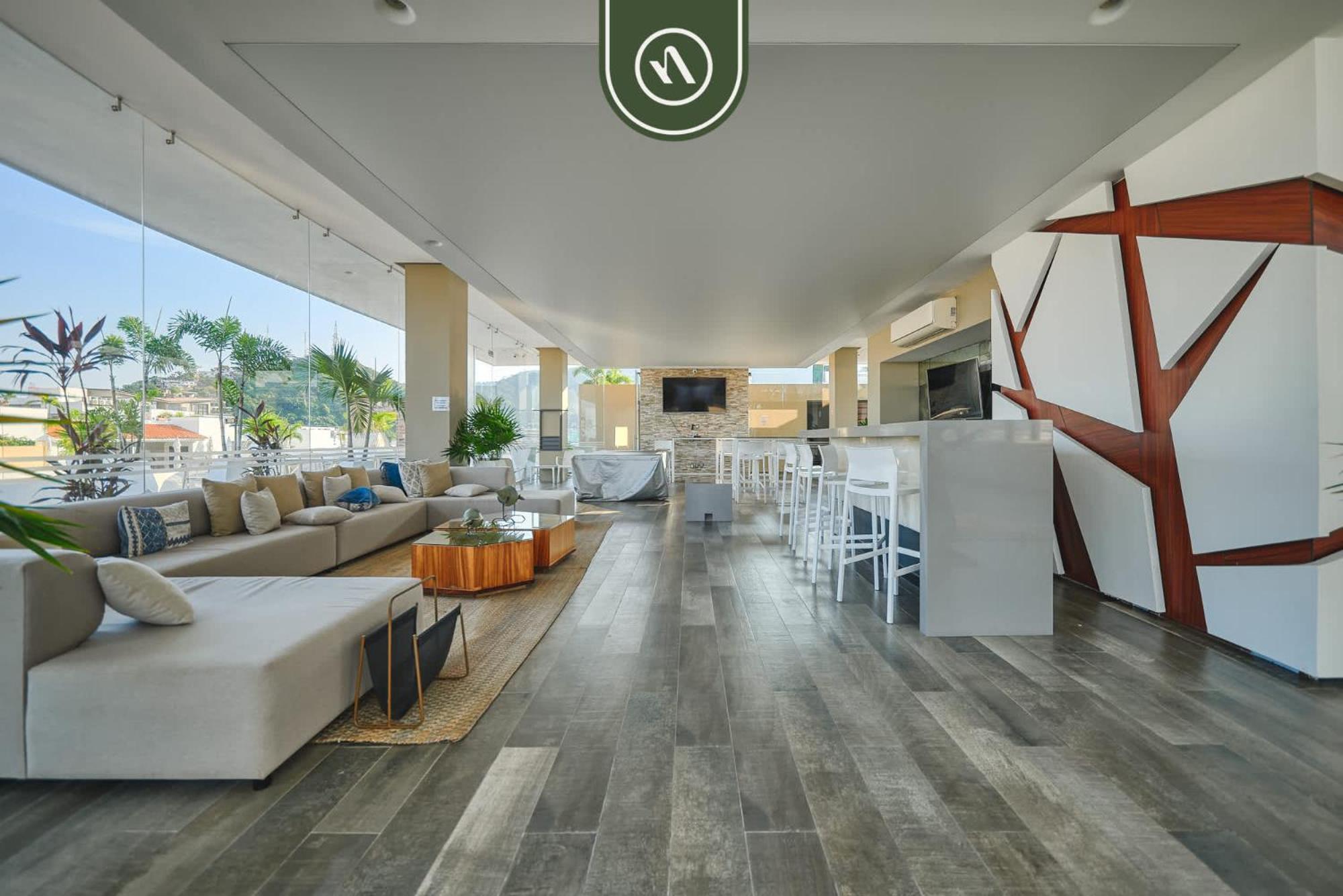 Luxurious 2br In Zona Romantica Pool Gym *