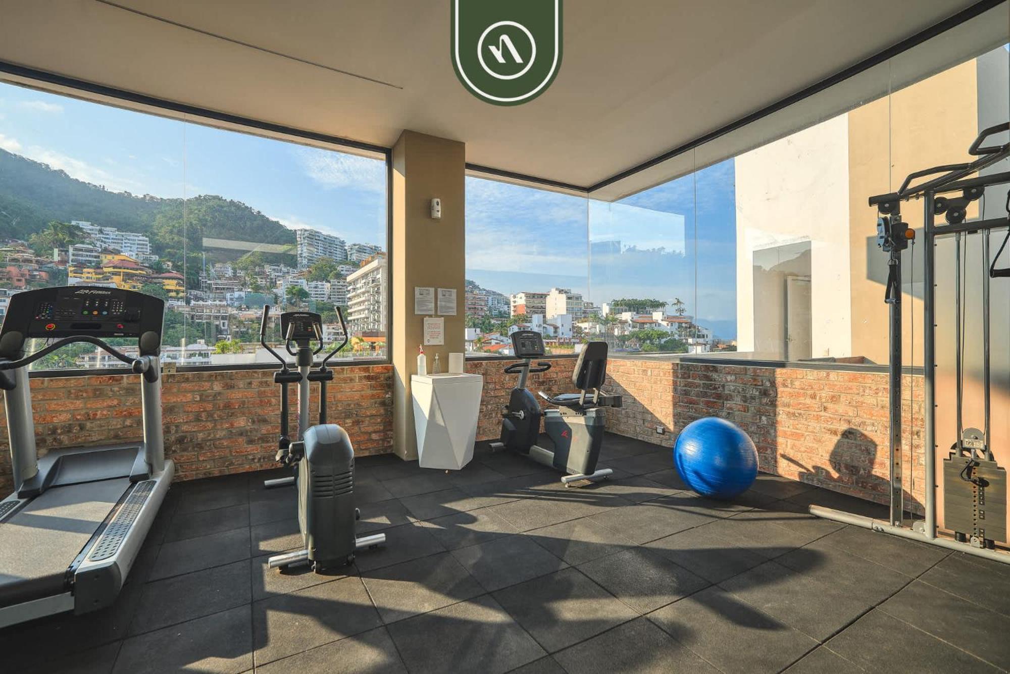 Apartment Luxurious 2br In Zona Romantica Pool Gym Puerto Vallarta
