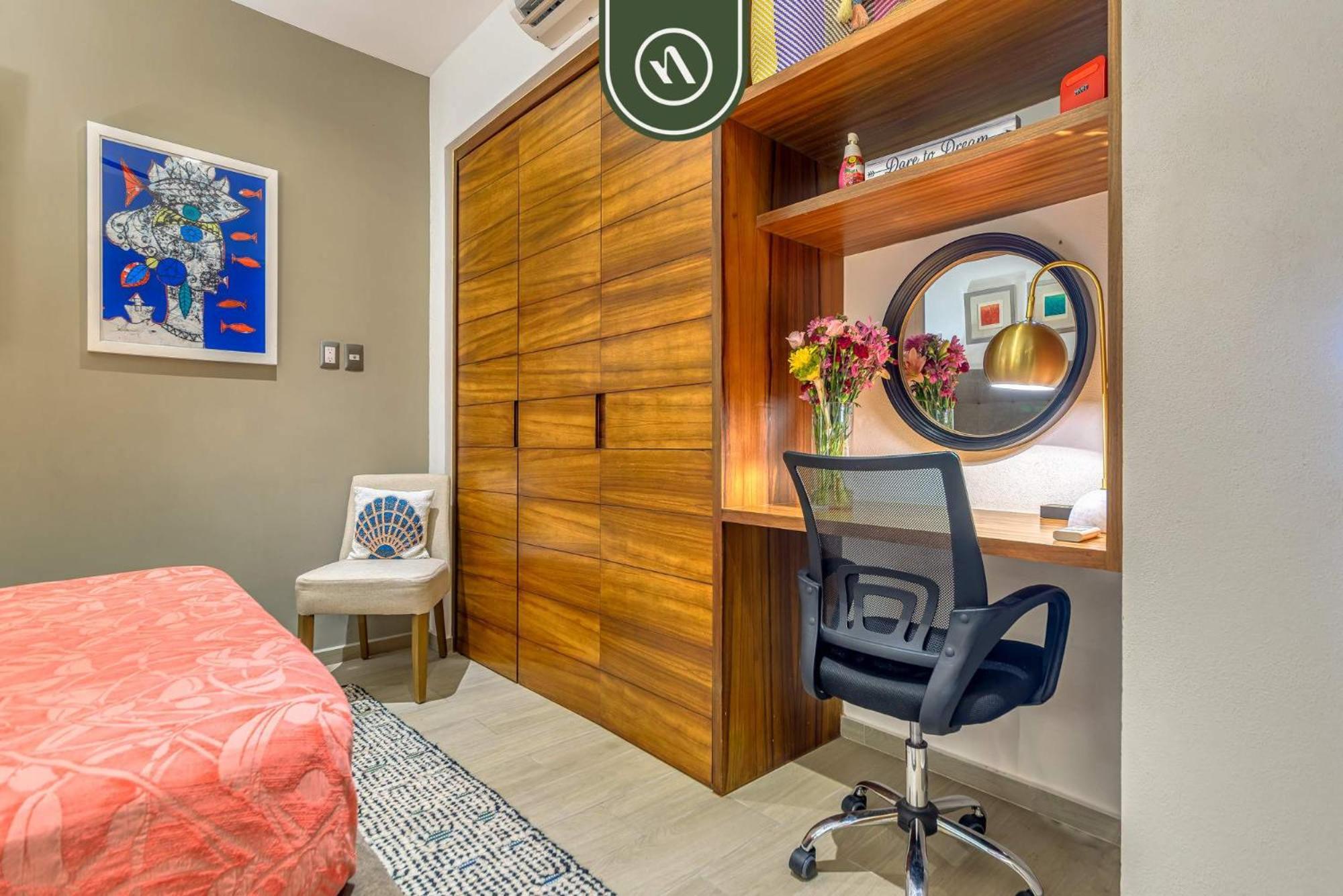 Luxurious 2br In Zona Romantica Pool Gym